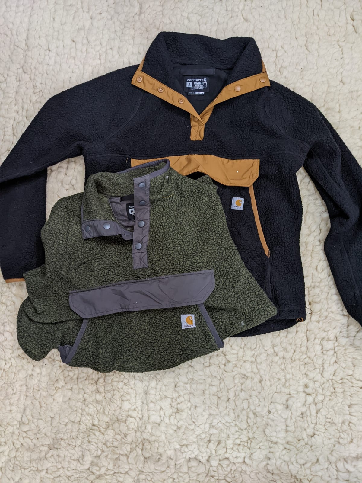 Carhartt Fleece | Caldo, Durevole e per l'Uso Quotidiano