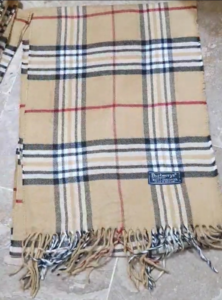 Lenços Burberry