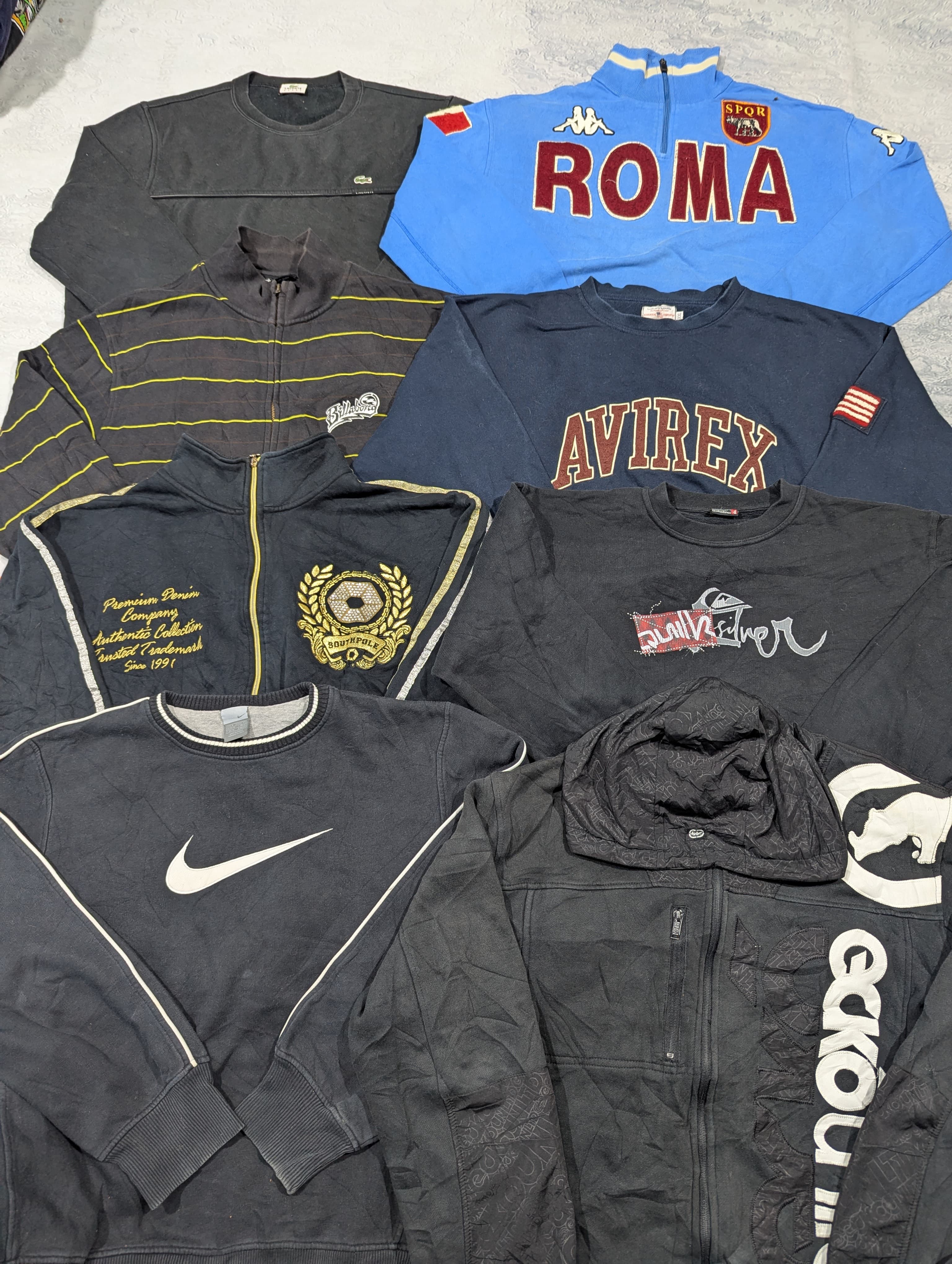 Mix Branded Sweatshirt and hoodies.