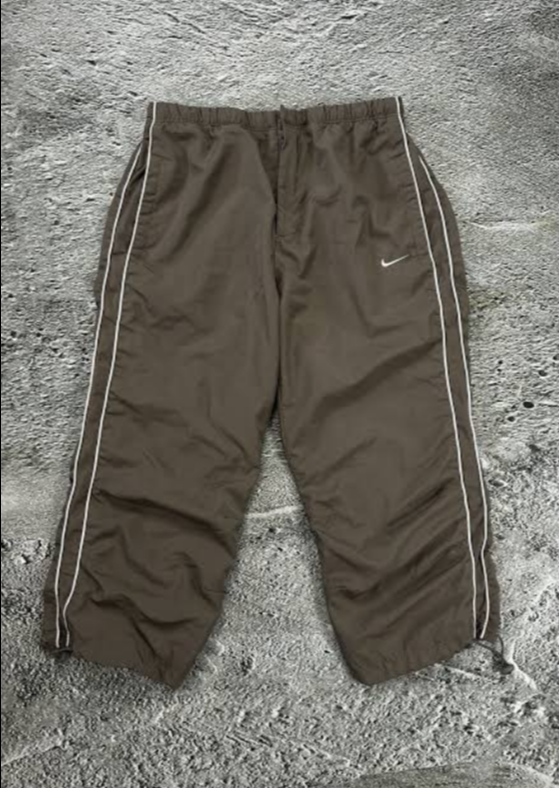 ナイキ トラックパンツ