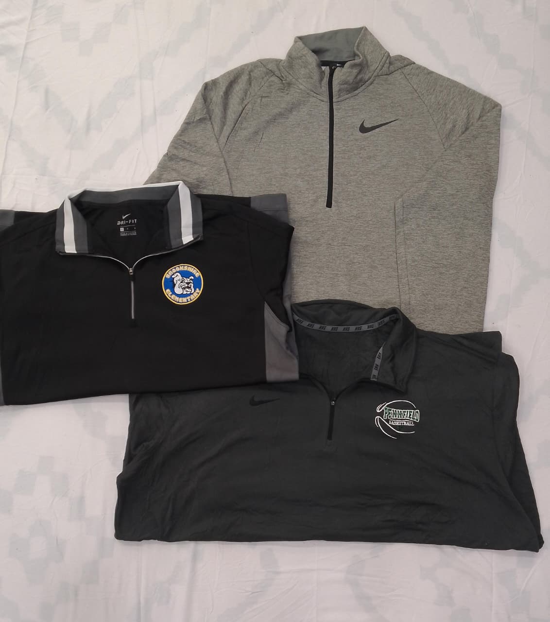 ZV0670 Nike Track Jacket