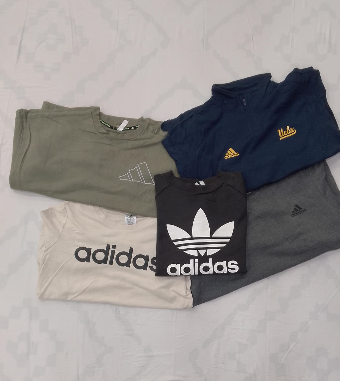 CRZ0673 ヴィンテージ アディダス スウェットシャツ