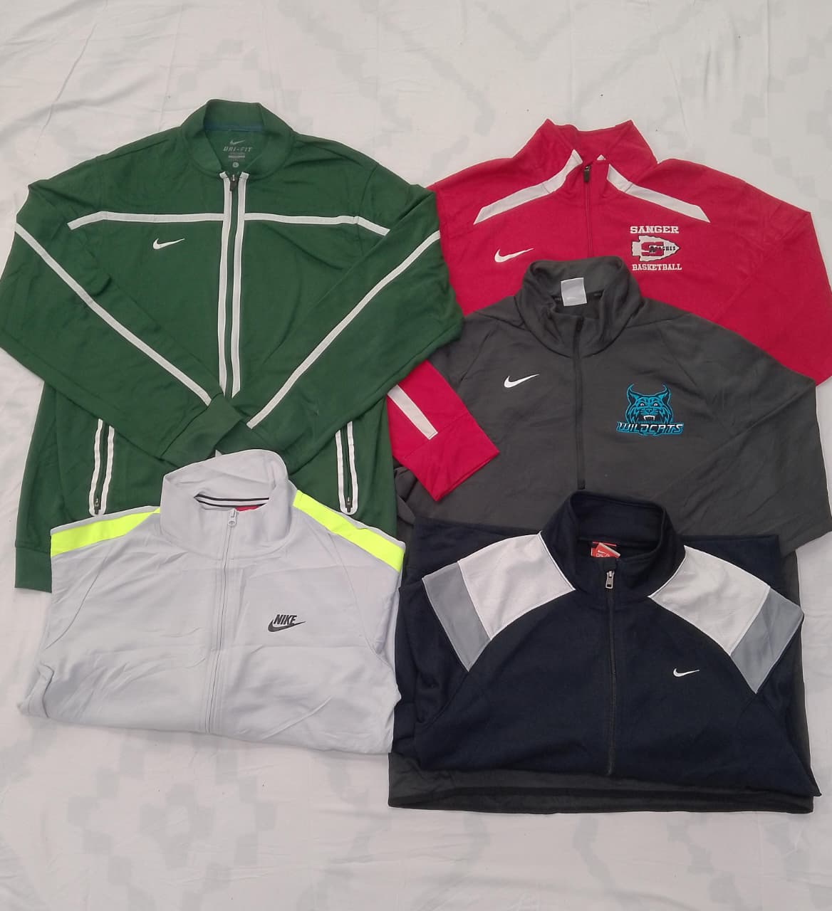CRZ0676 Vintage Nike Track Jacket