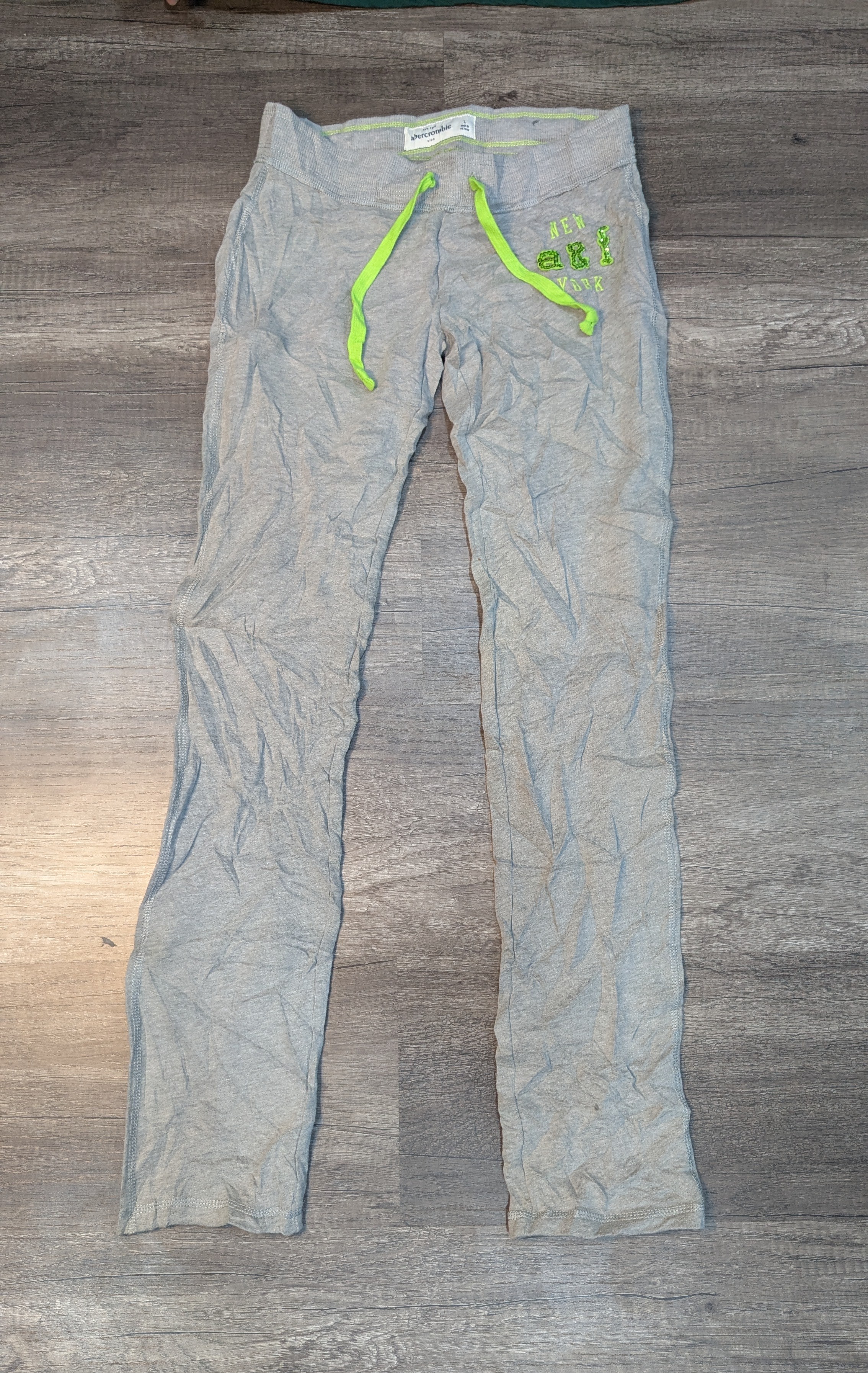 779 - Abercrombie セーター、シャツ＆トラウザー