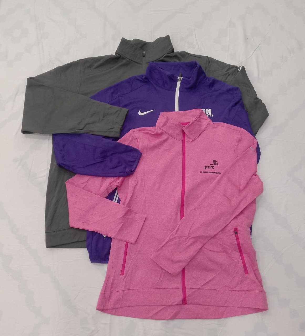 ZV0683  Nike Track Jacket