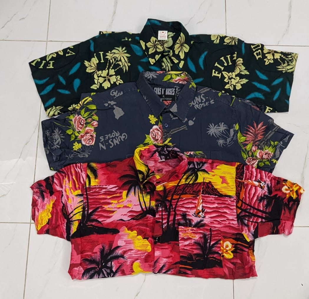 Camisas hawaianas