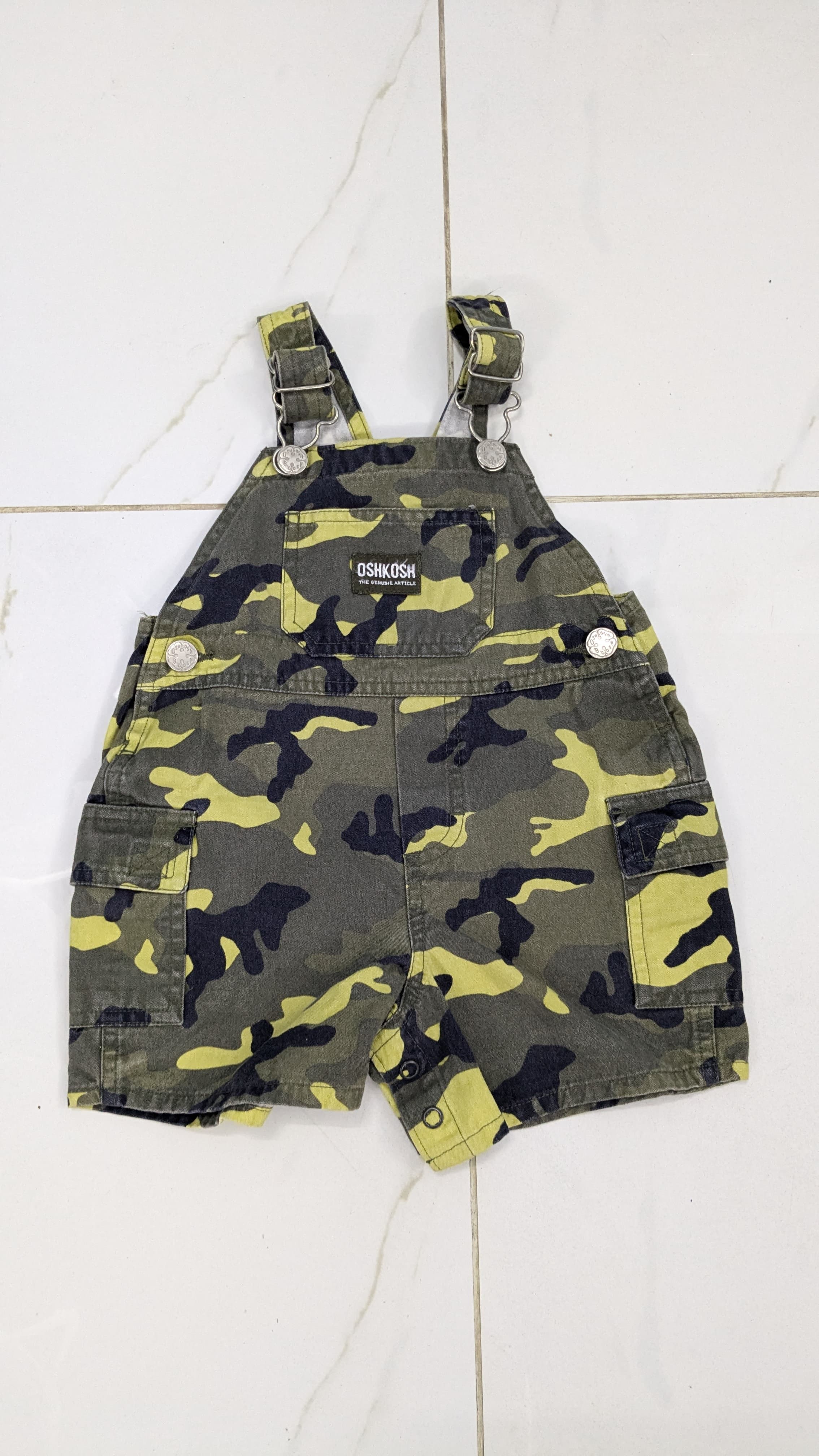 Oshkosh kids Dungaree