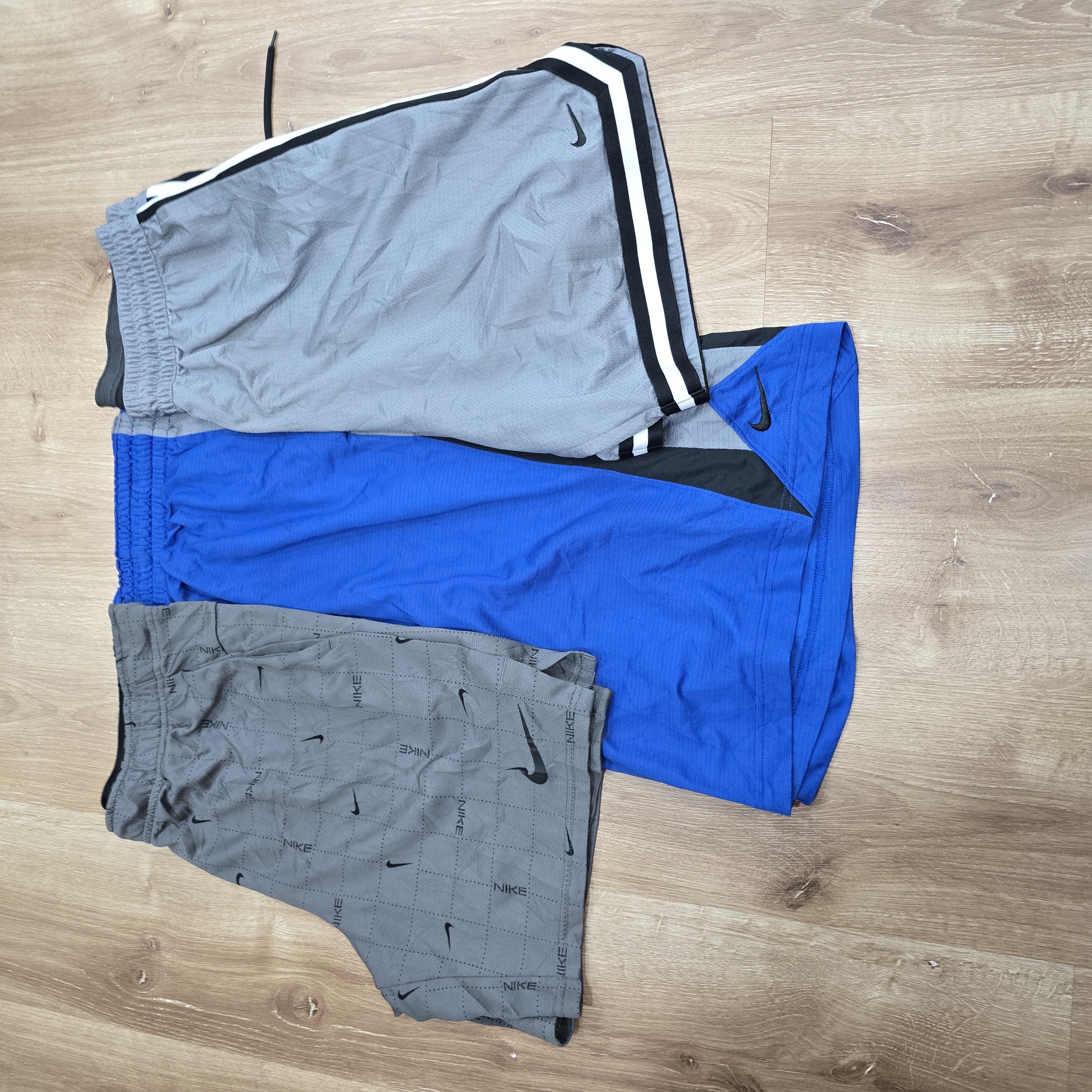 AV-0249 Nike Sports Shorts