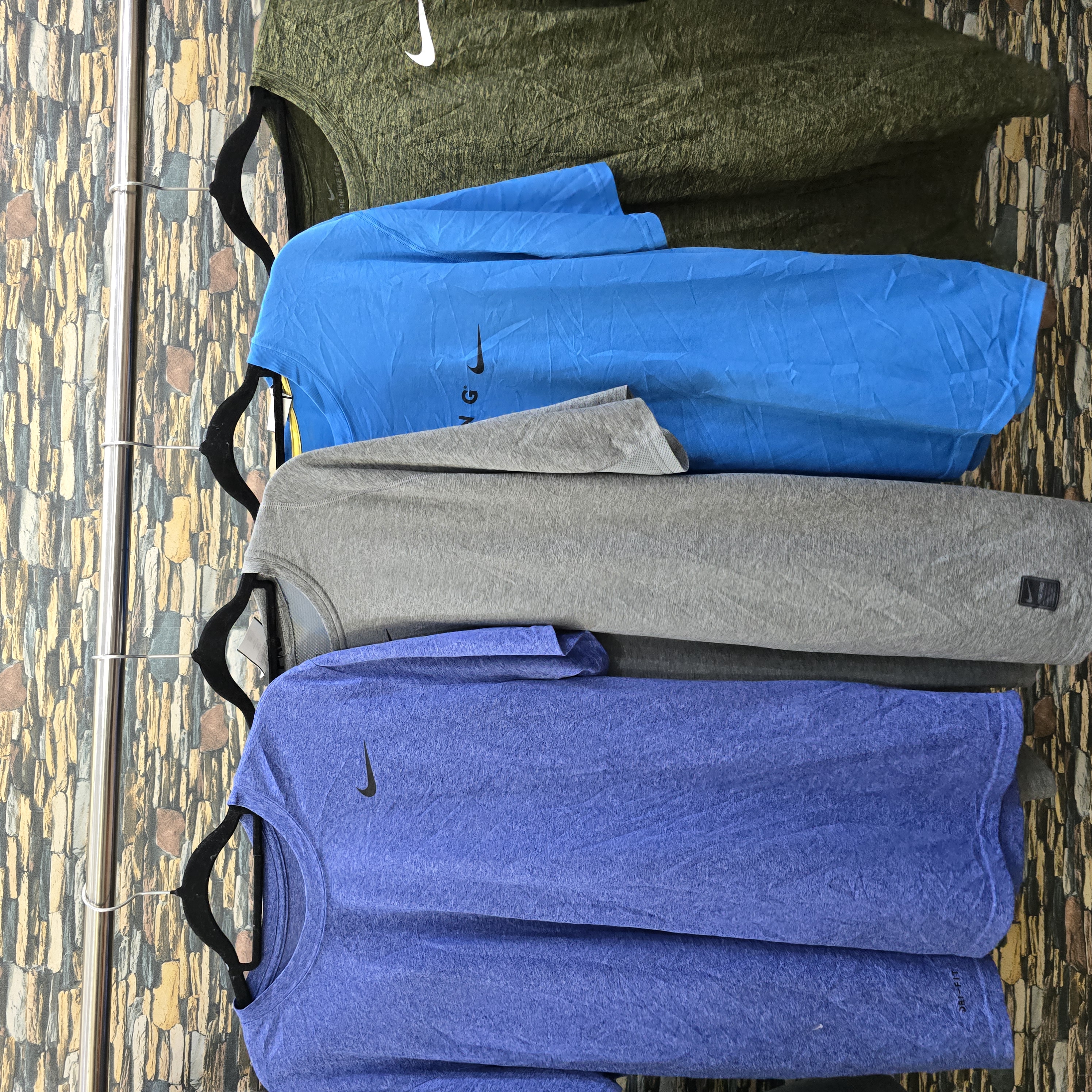 AV-0254 Nike T-Shirts S/S