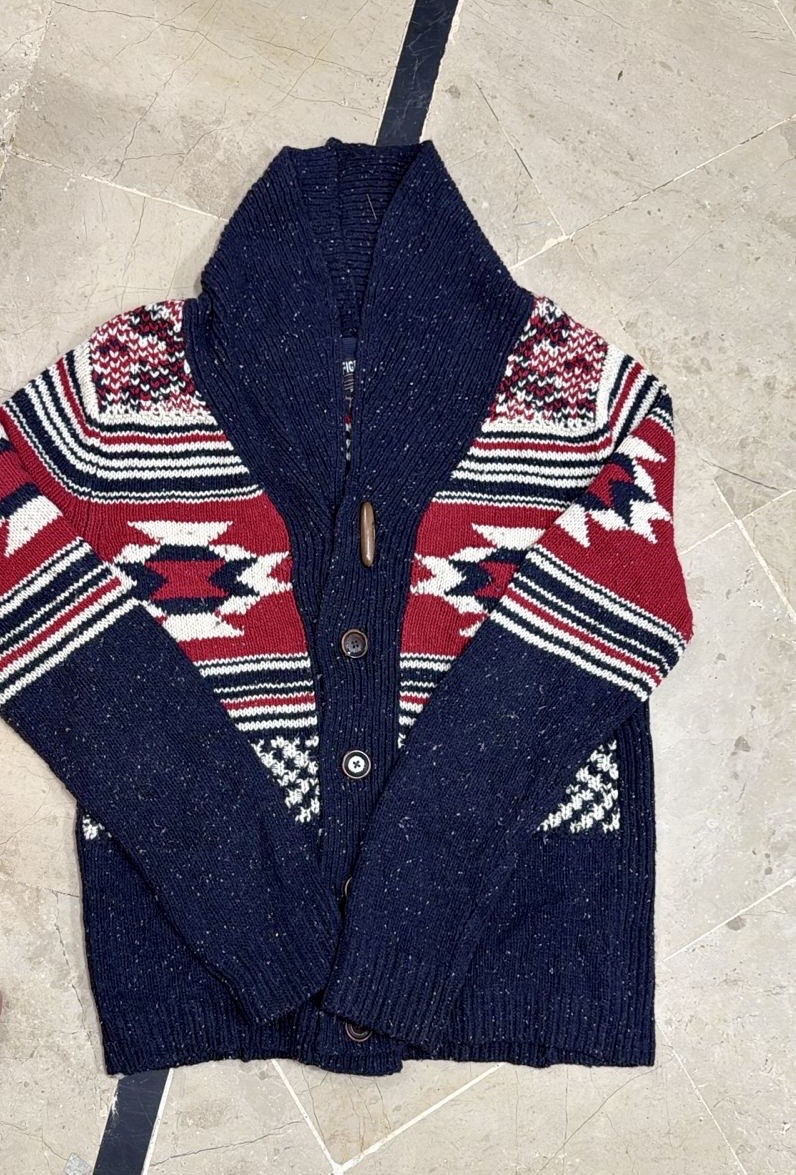 ウールセーター – 男性用と女性用