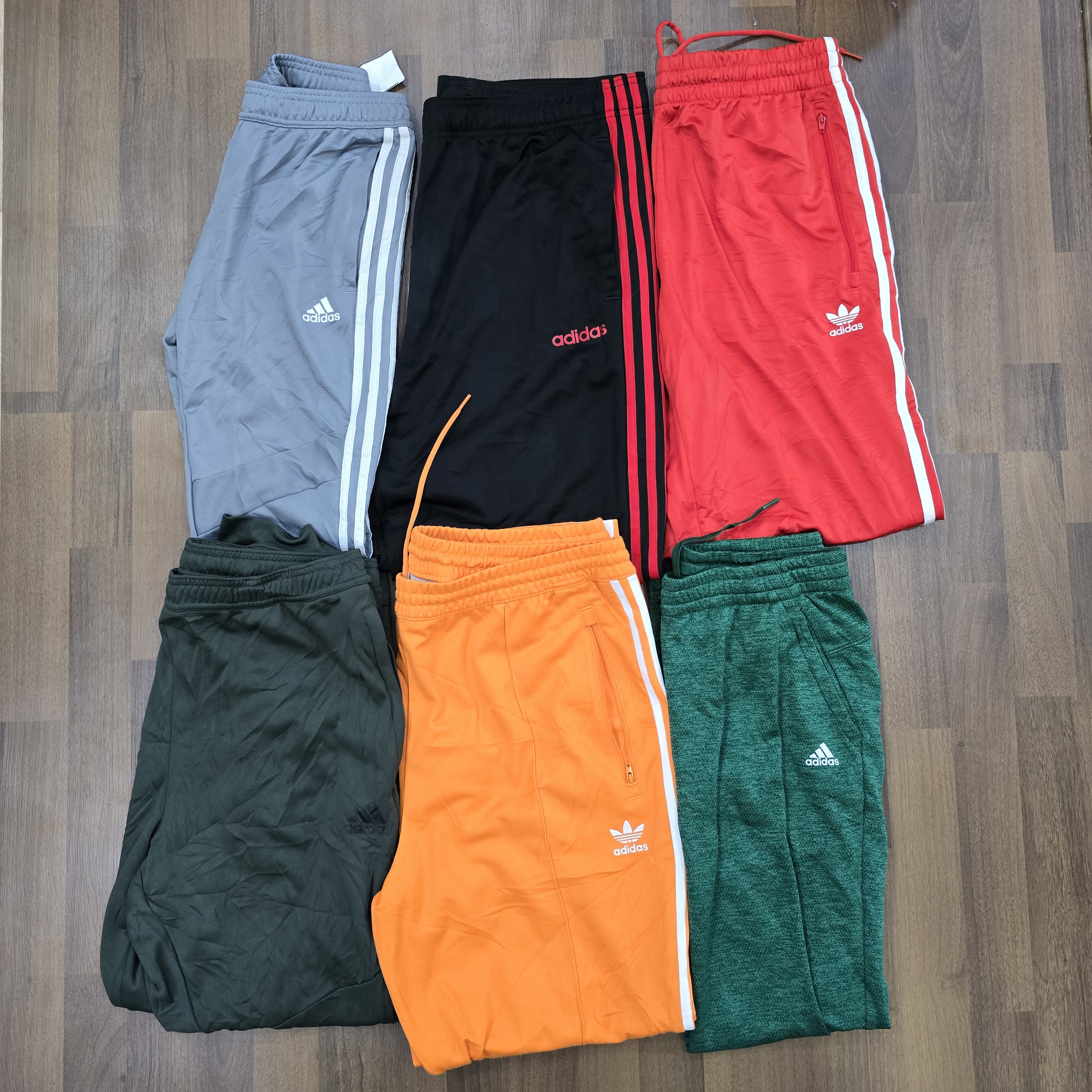AV-0256 Adidas Track Pants