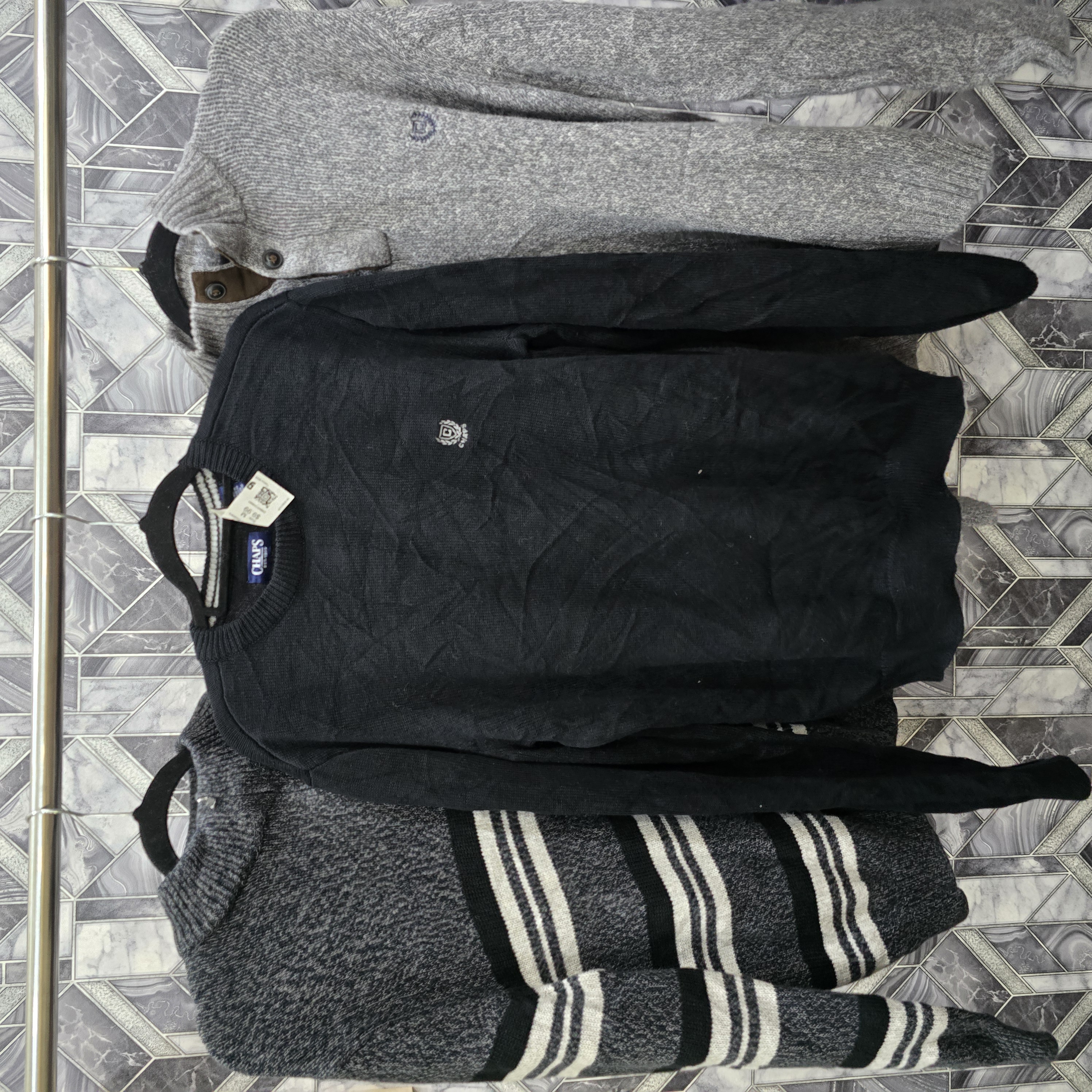 AV-0262 Chaps Sweater