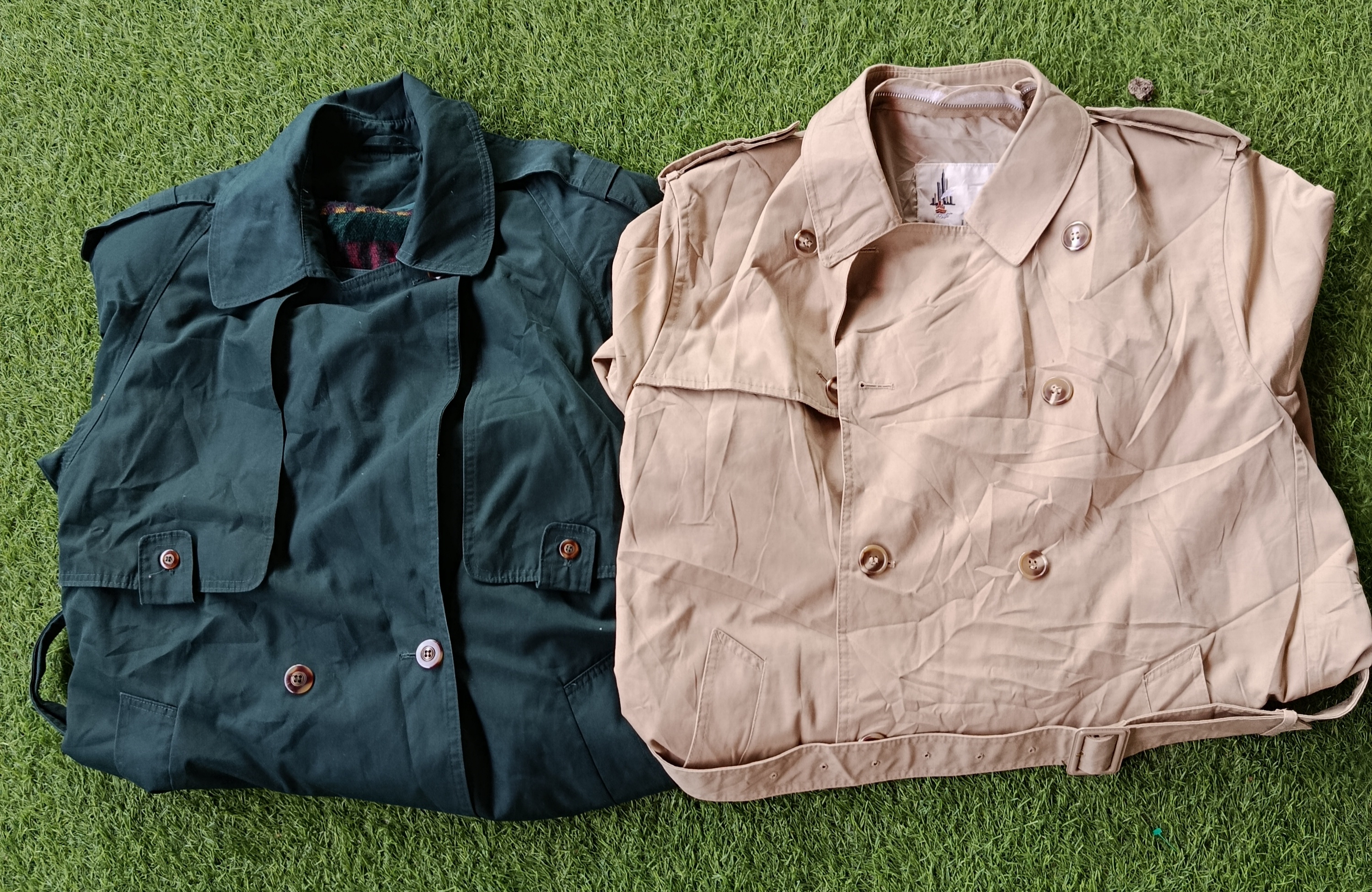 Trench Coats (7) pcs "2925