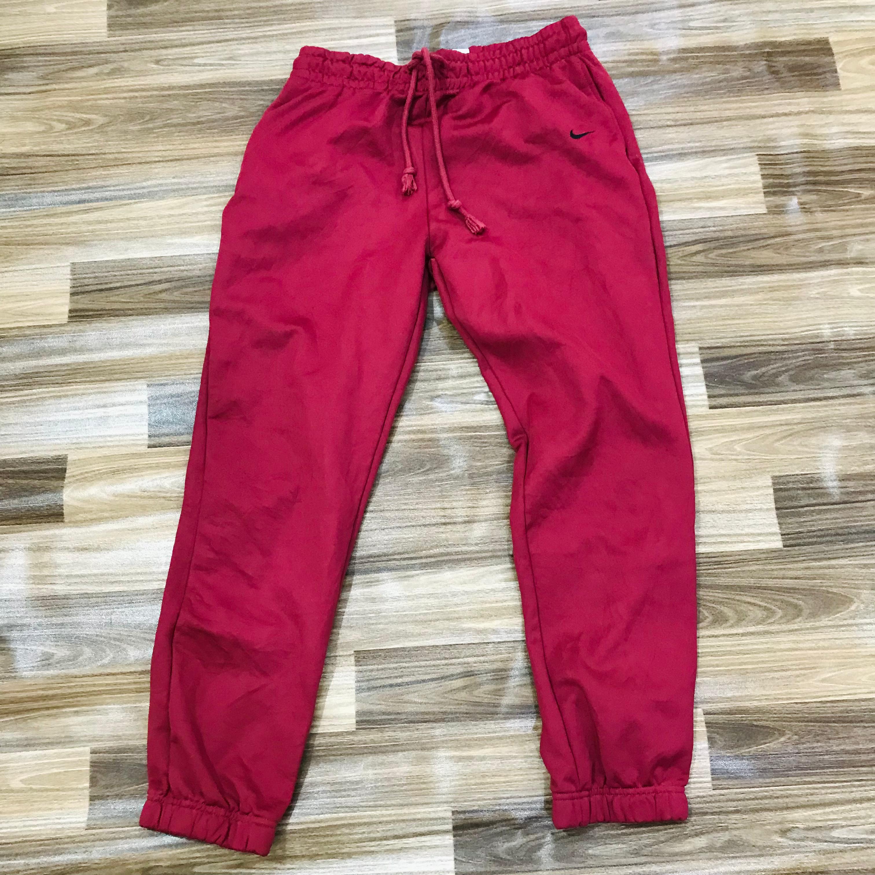 ナイキ トラックパンツ