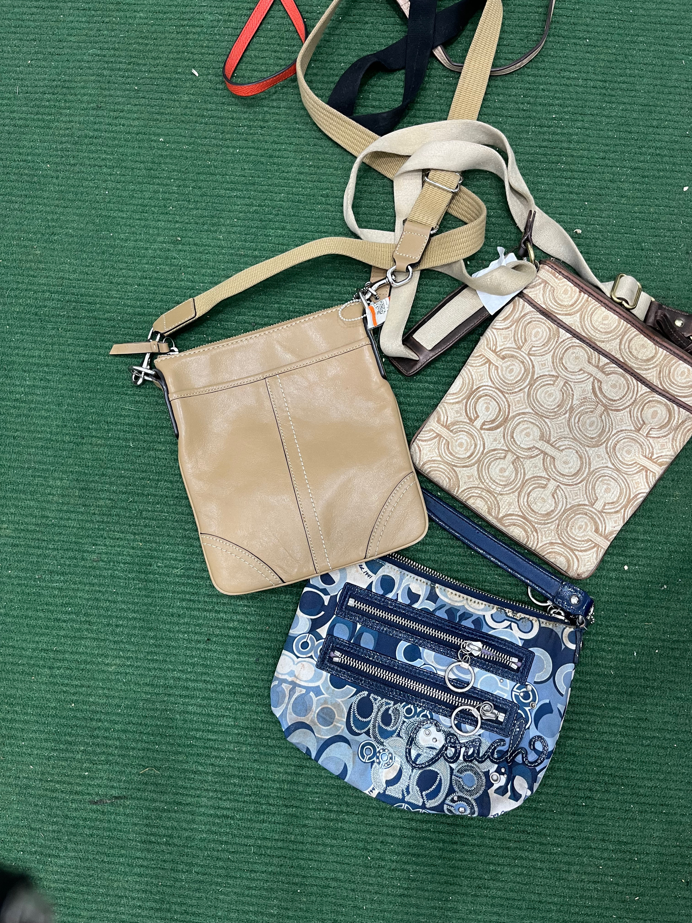 コーチ クロスボディ