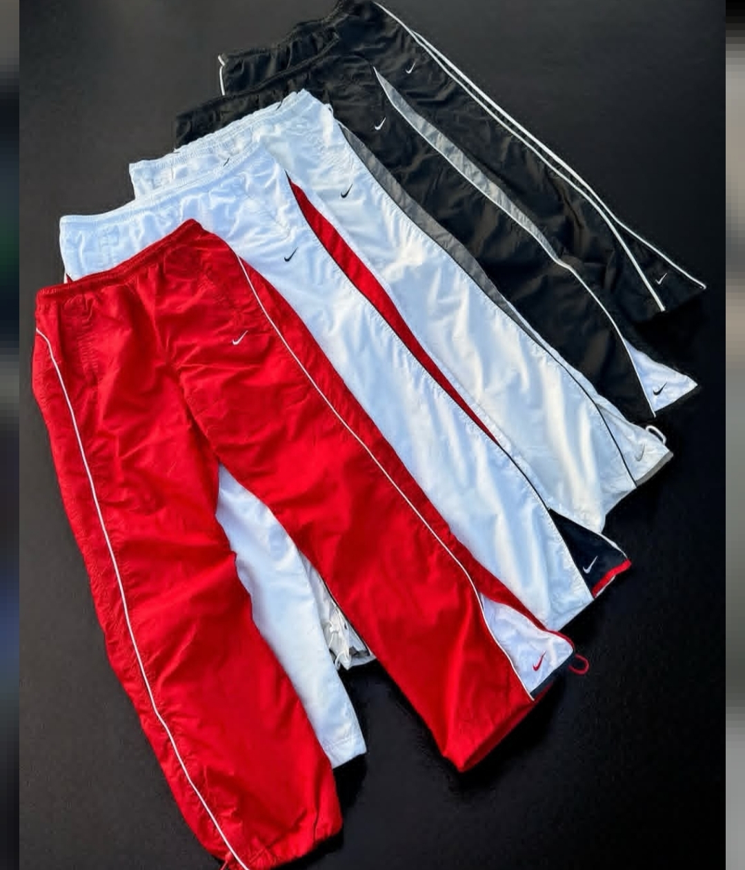 オーセンティックヴィンテージナイキトラックパンツ