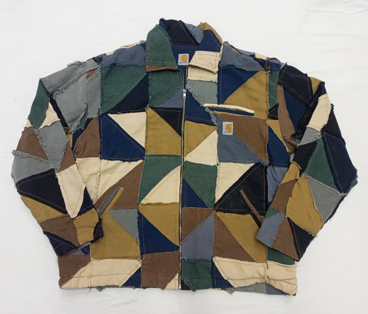 CR819 UPCYCLED CARHARTT COLOR BLOCK PATCHWORK JACK..