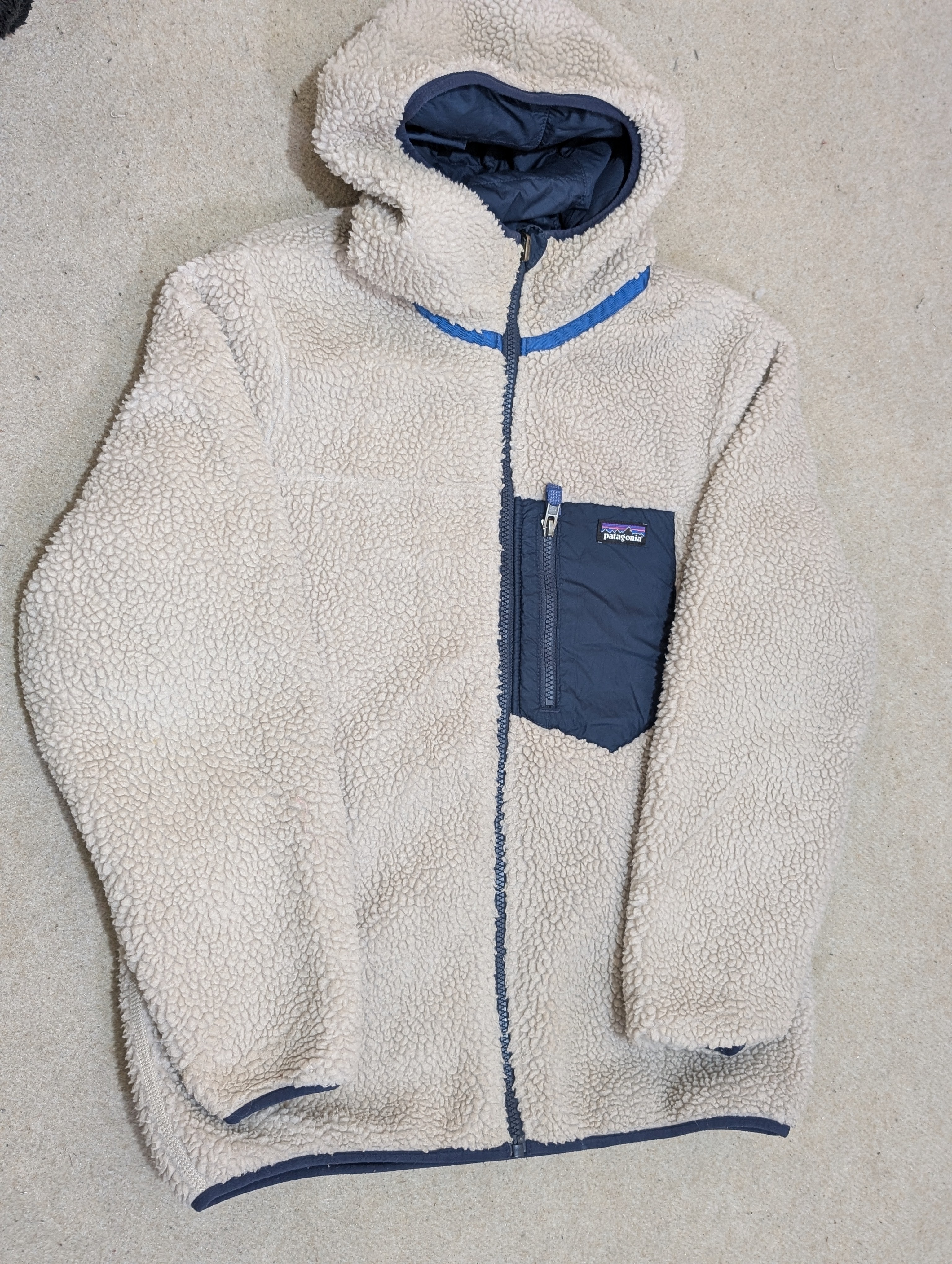 「パタゴニア フリースジャケット」