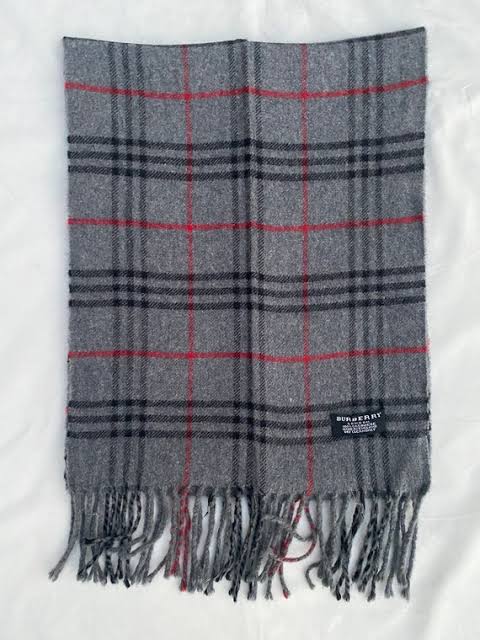 Burberry Scarve
