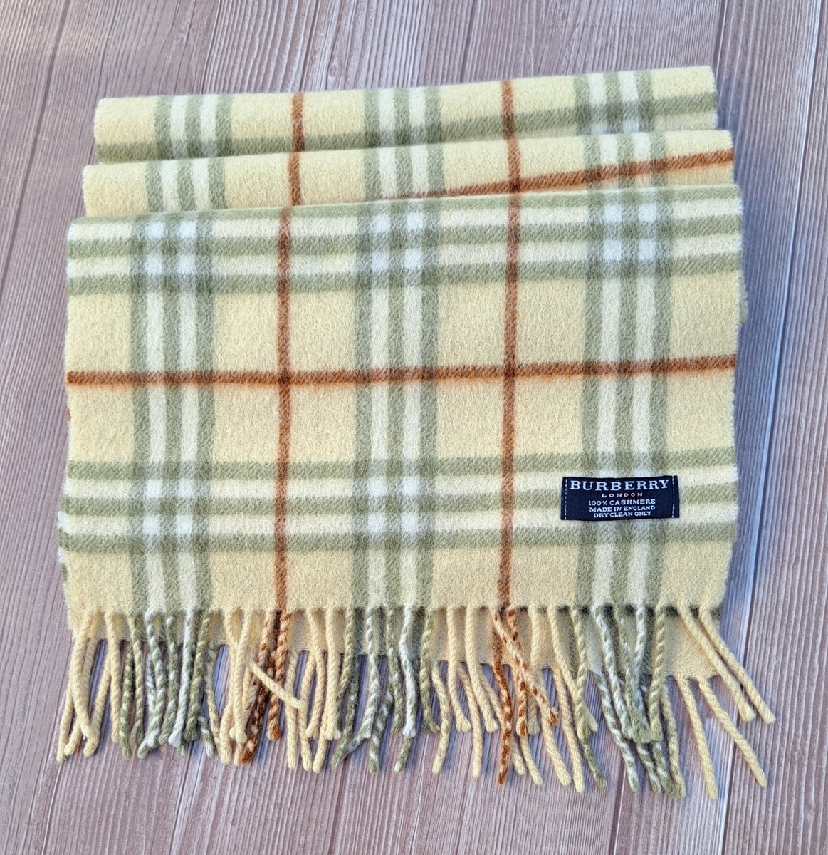 Burberry Scarve