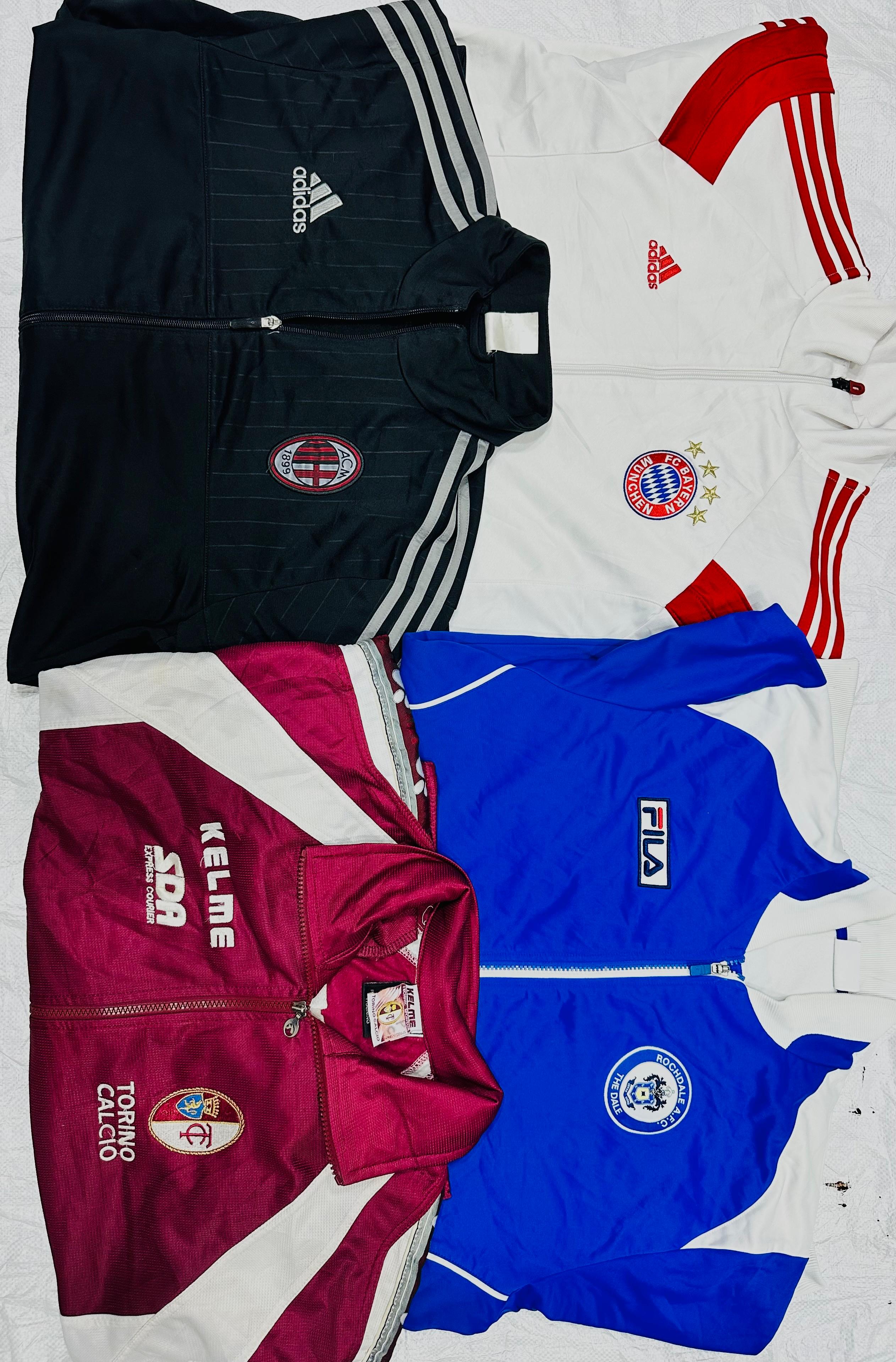 サッカートラックジャケット