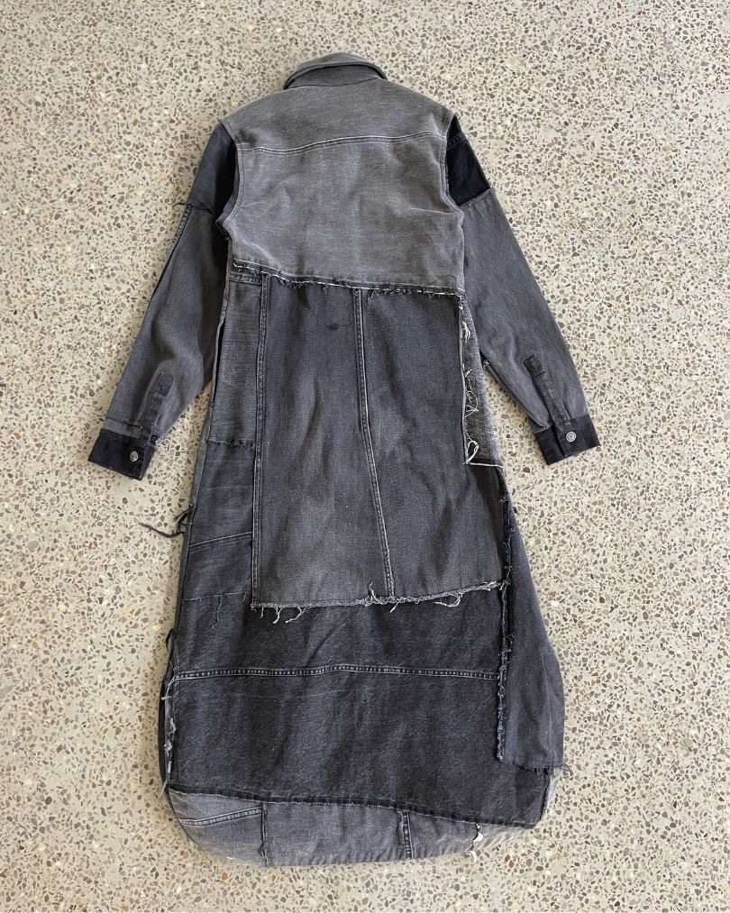 アップサイクルデニムシャツドレス