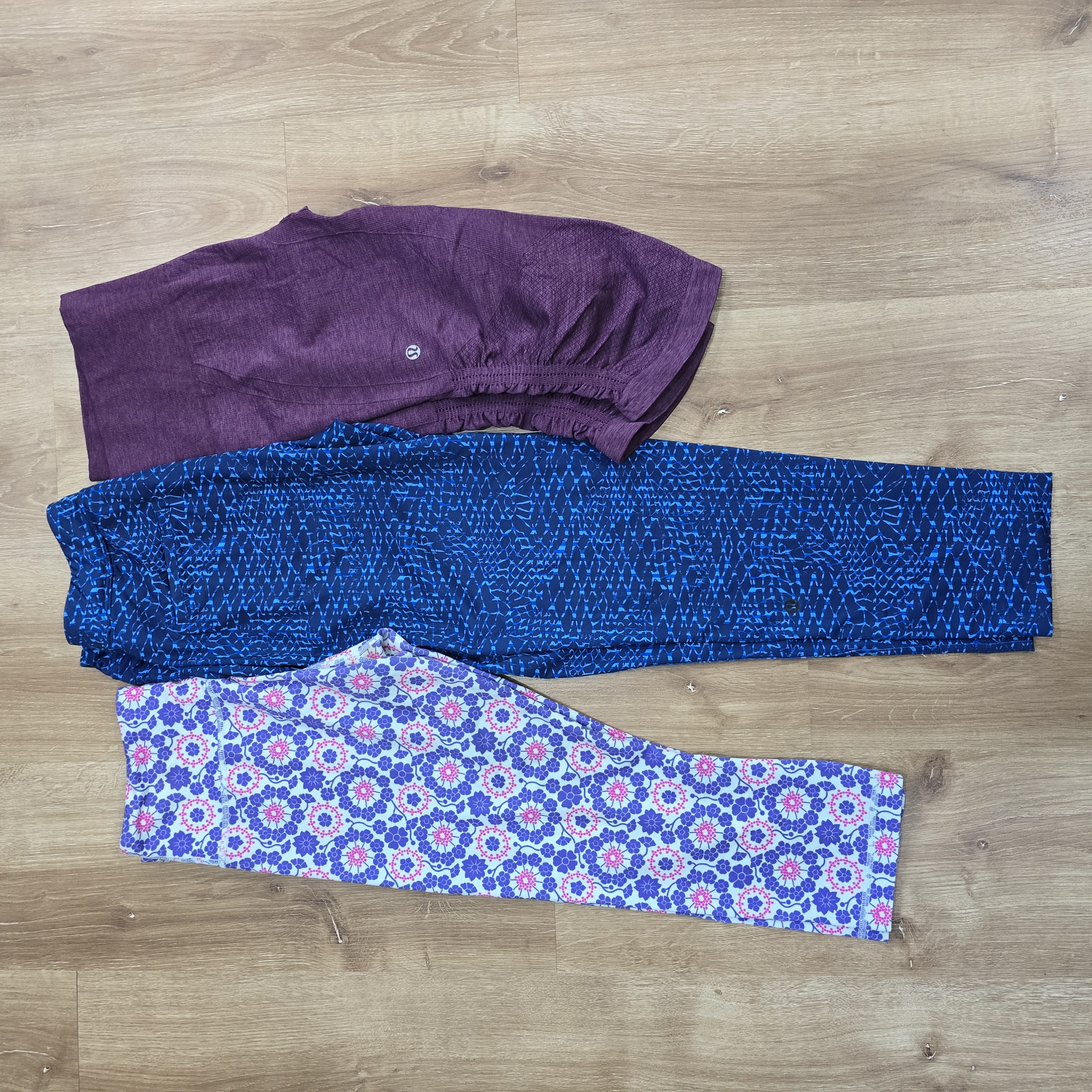 AV-0281 Lululemon Capri