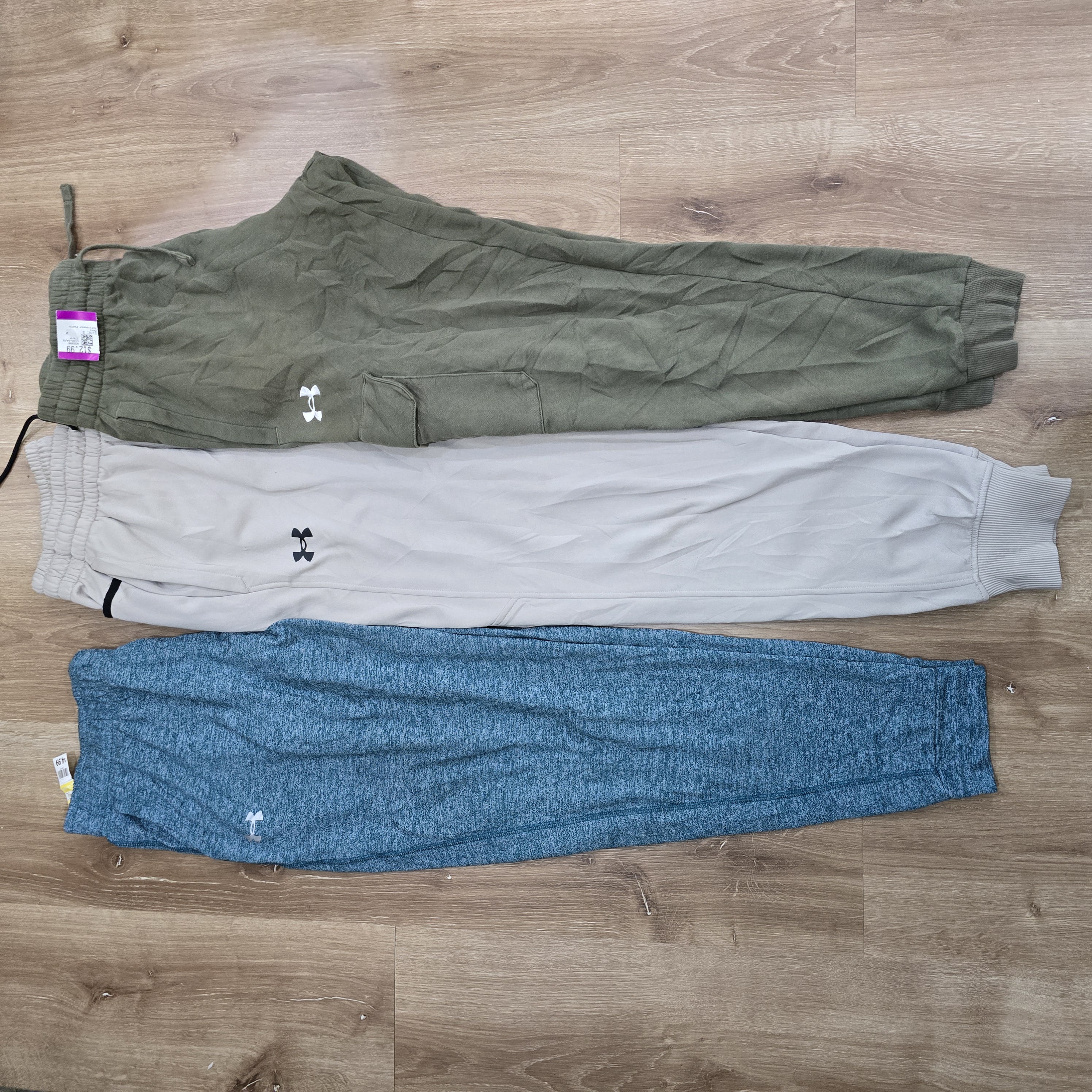 Pantaloni Under Armour AV-0284