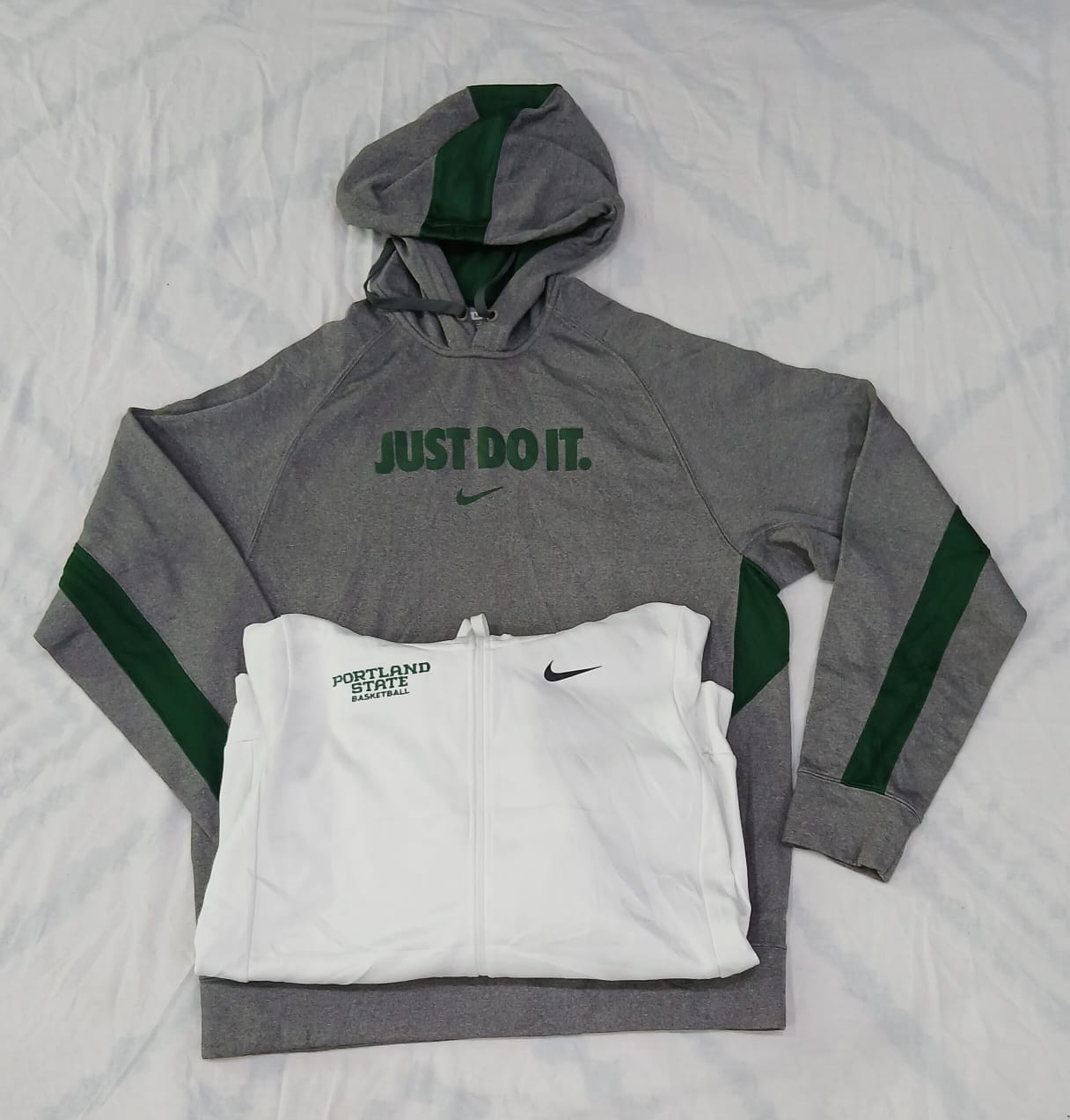 ZV0708 Nike Track Hoodie