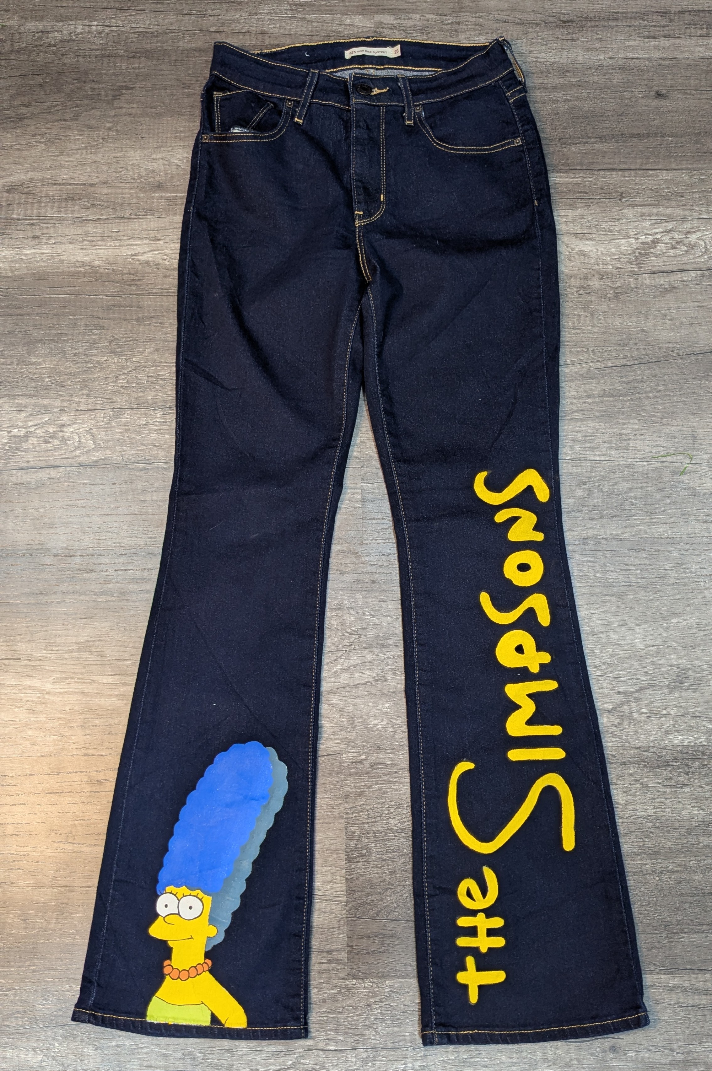 854 - Embroidery Flare Jeans