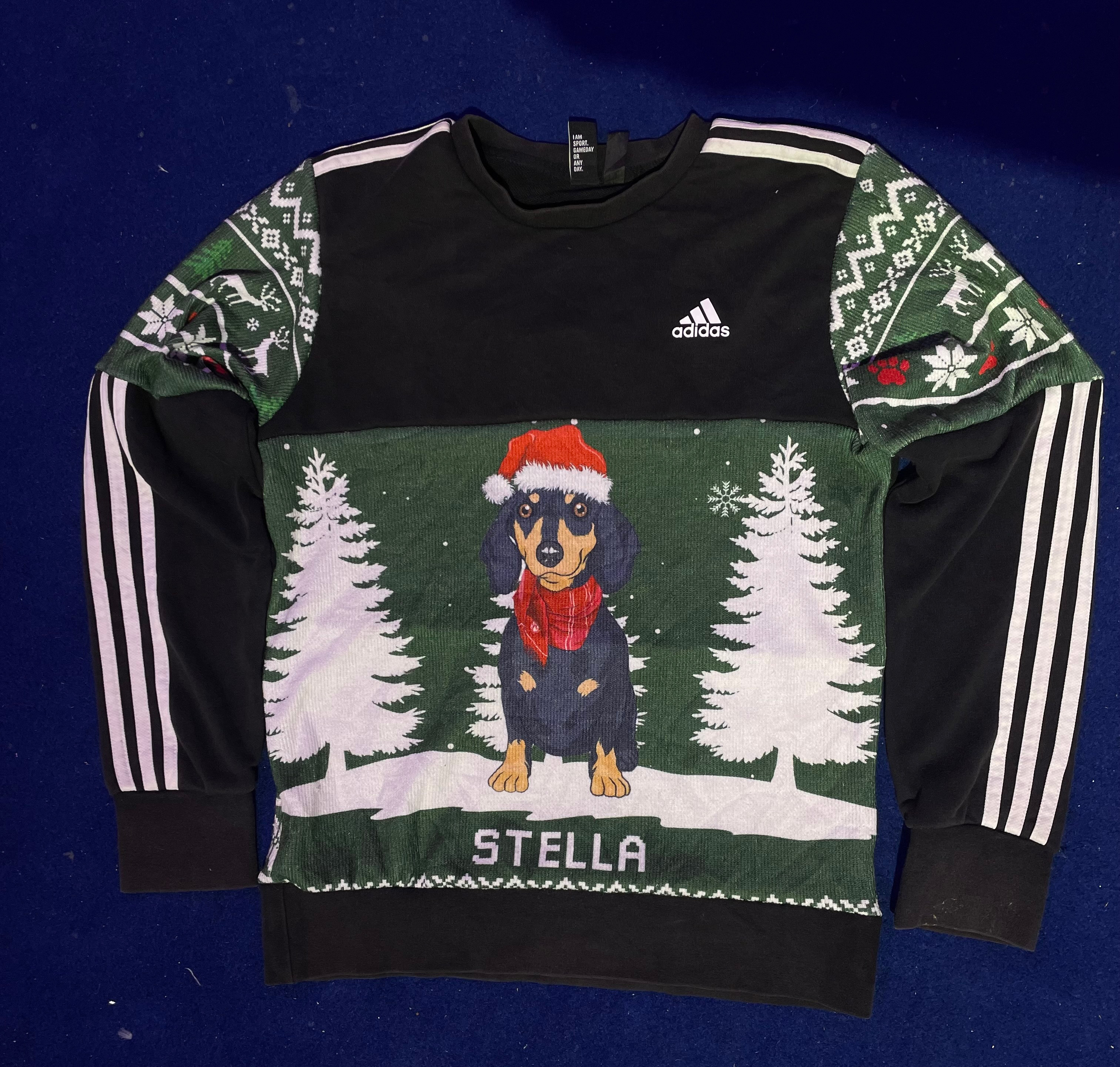 Wiederverwendetes Weihnachts Sweatshirt