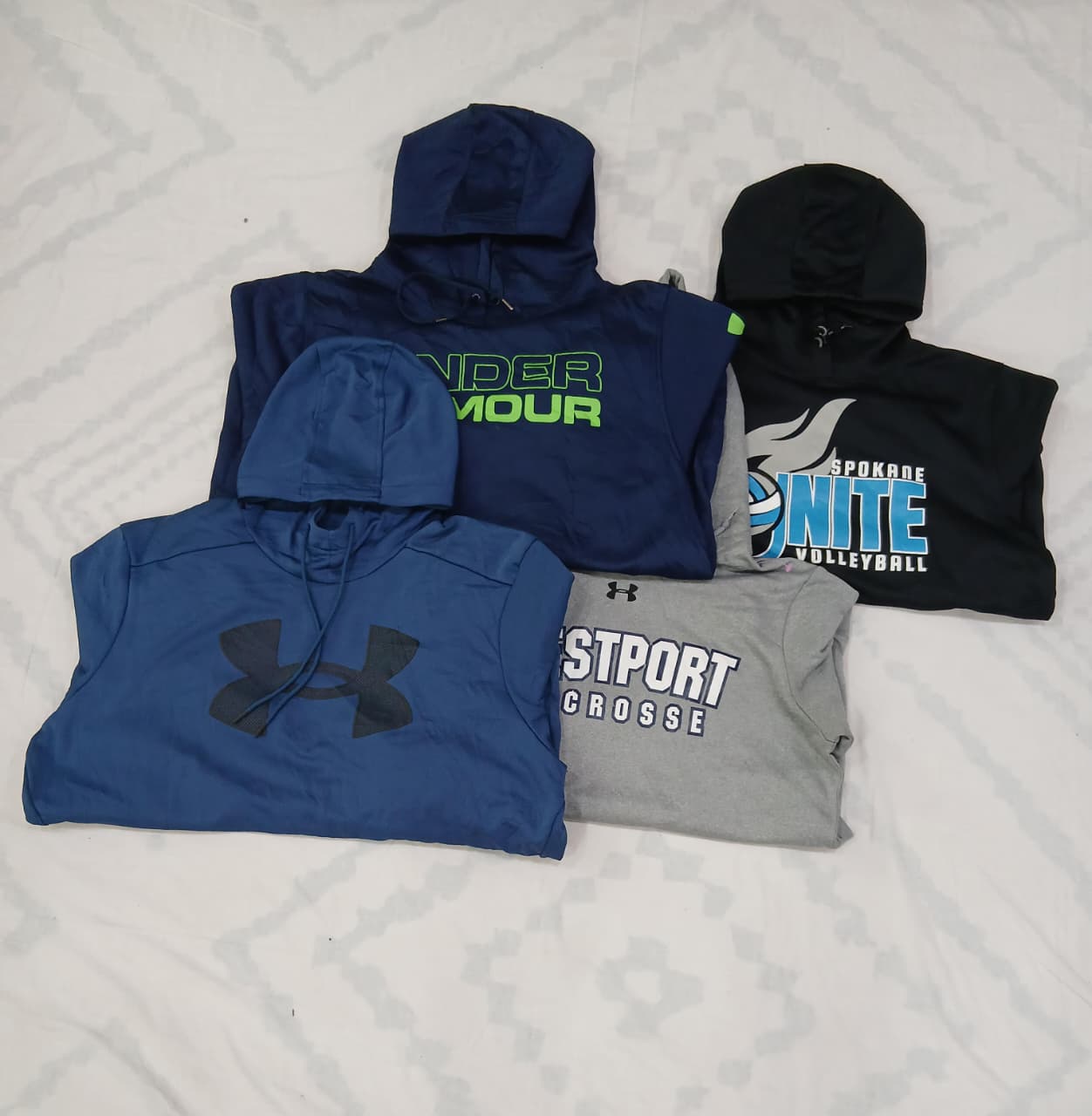 ZV0742 Under Armour Track Hoodie