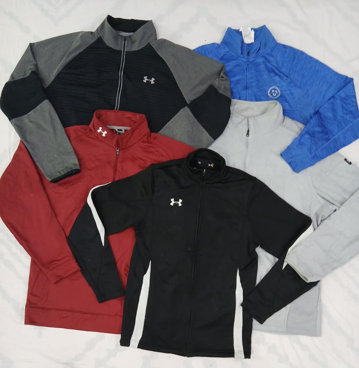 ZV0743 Under Armour Track  Jacket