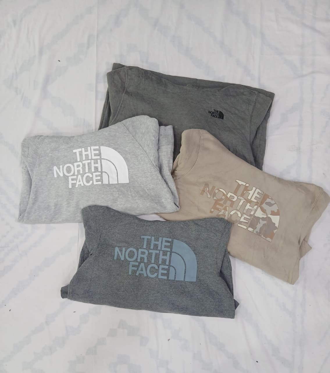 ZV0749 ザ・ノース・フェイス フーディ