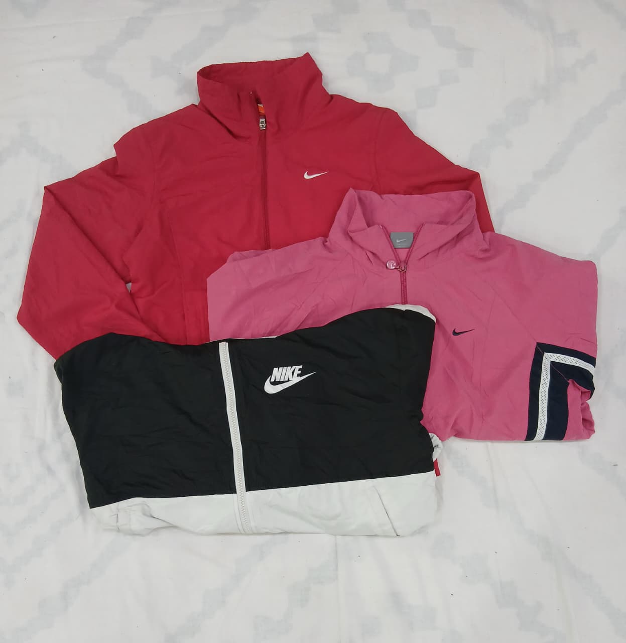 ZV0757 Nike Light Zipper