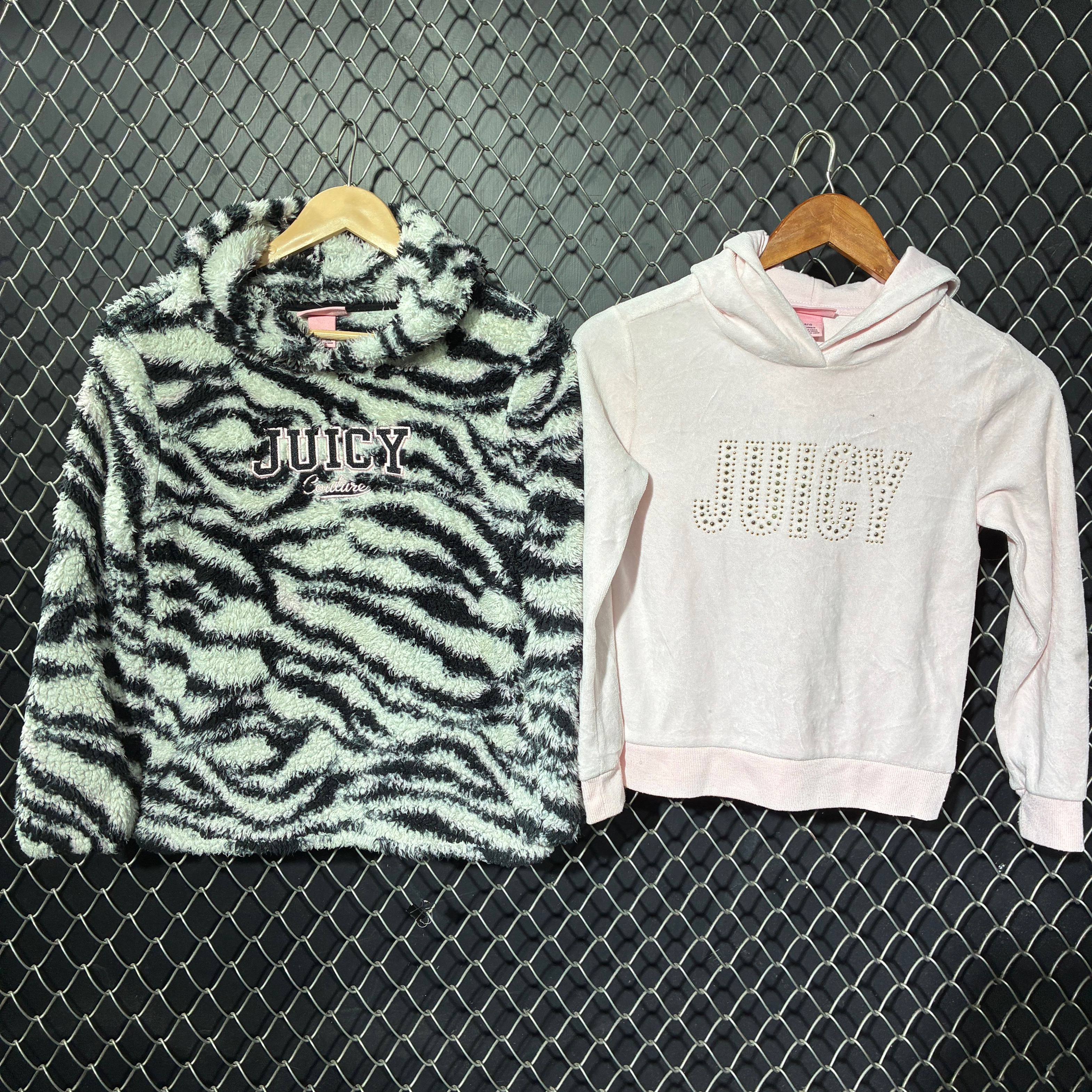 Pulls à capuche Juicy couture (FNC:1210)