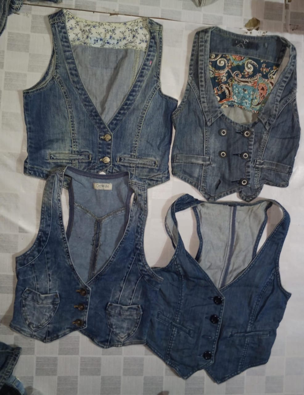 ONLY AND OTHER MIX BRANDS WAISTCOAT (ID 1060)