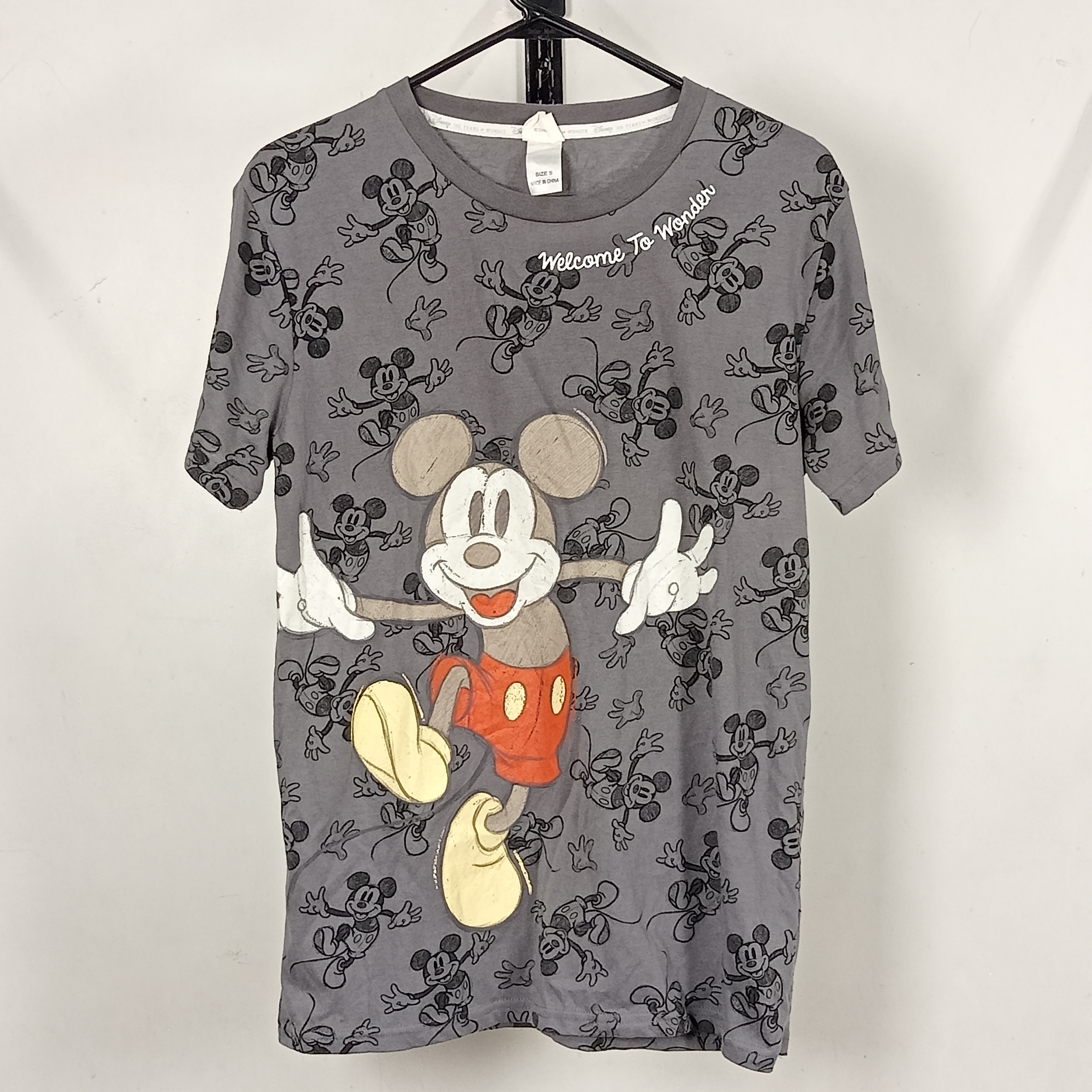 DISNEY T-SHIRTS BUNDLE 1