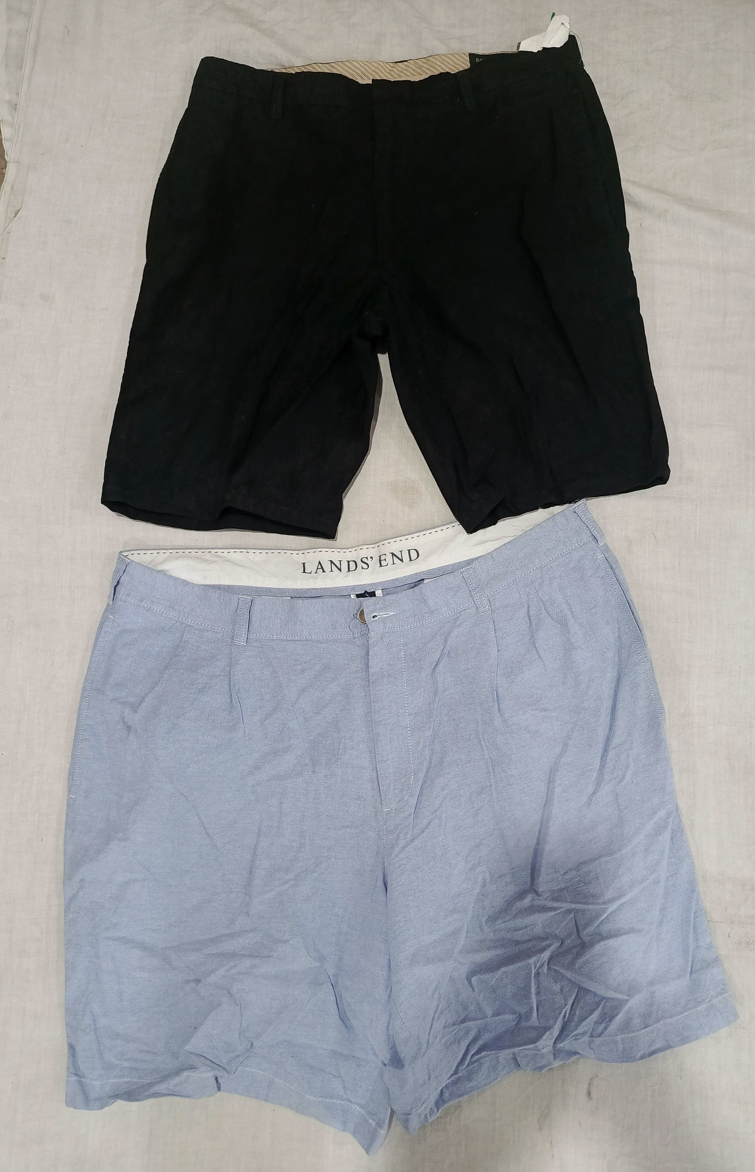 「ブランドなしのショーツ」