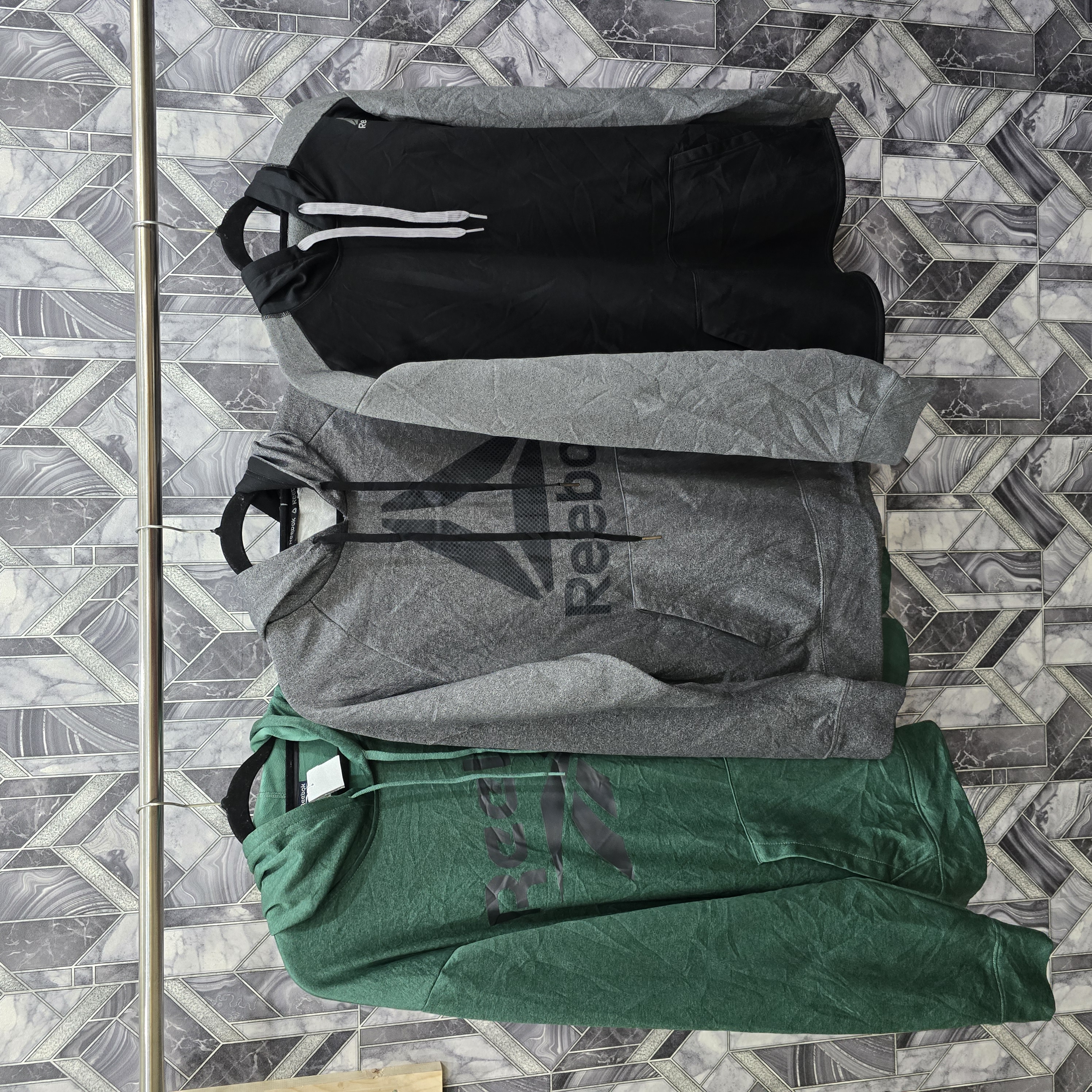 「AV-0299 Reebok SweatShirts」