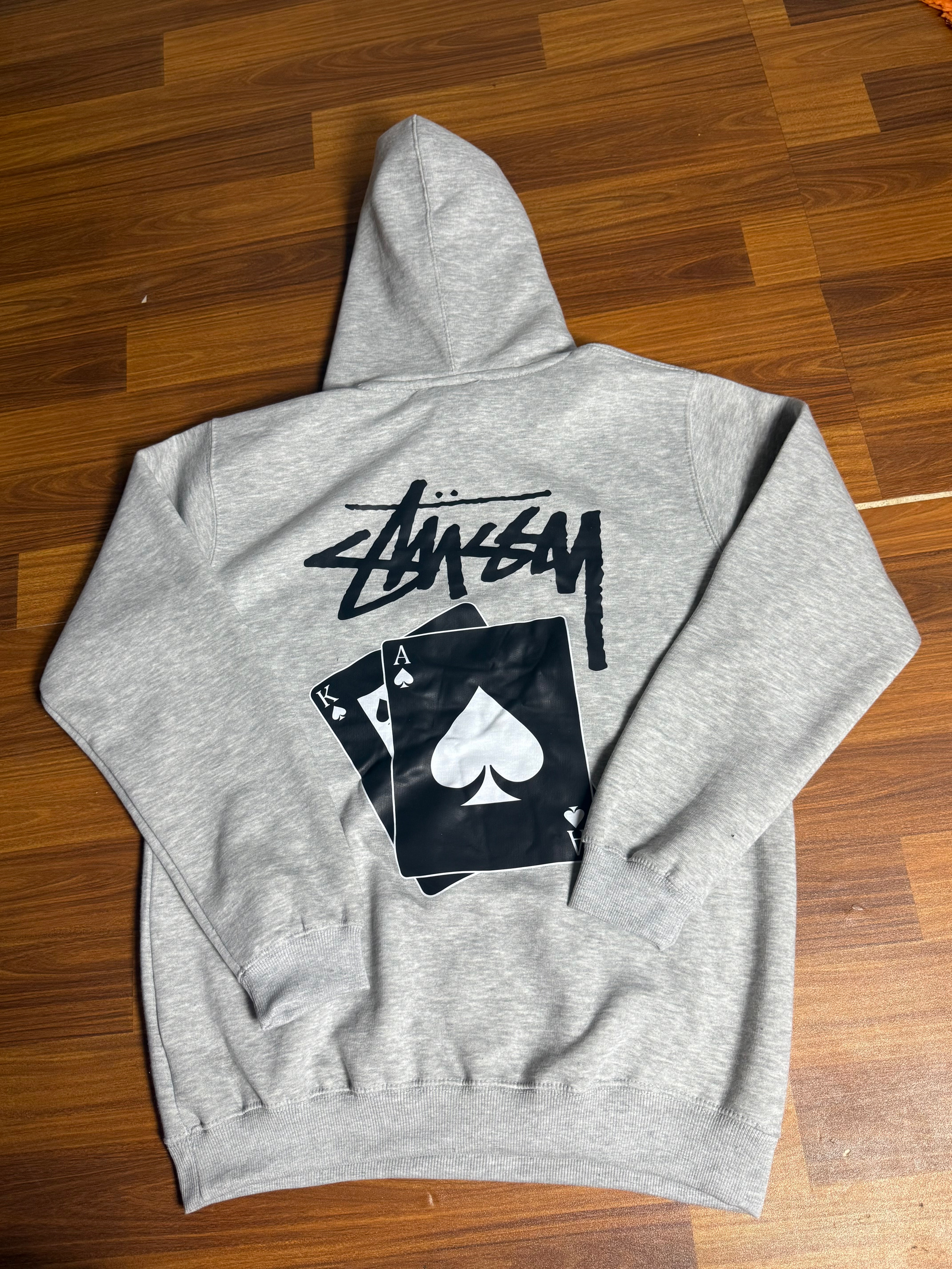 Hoodie pockercard gris rework Stussy