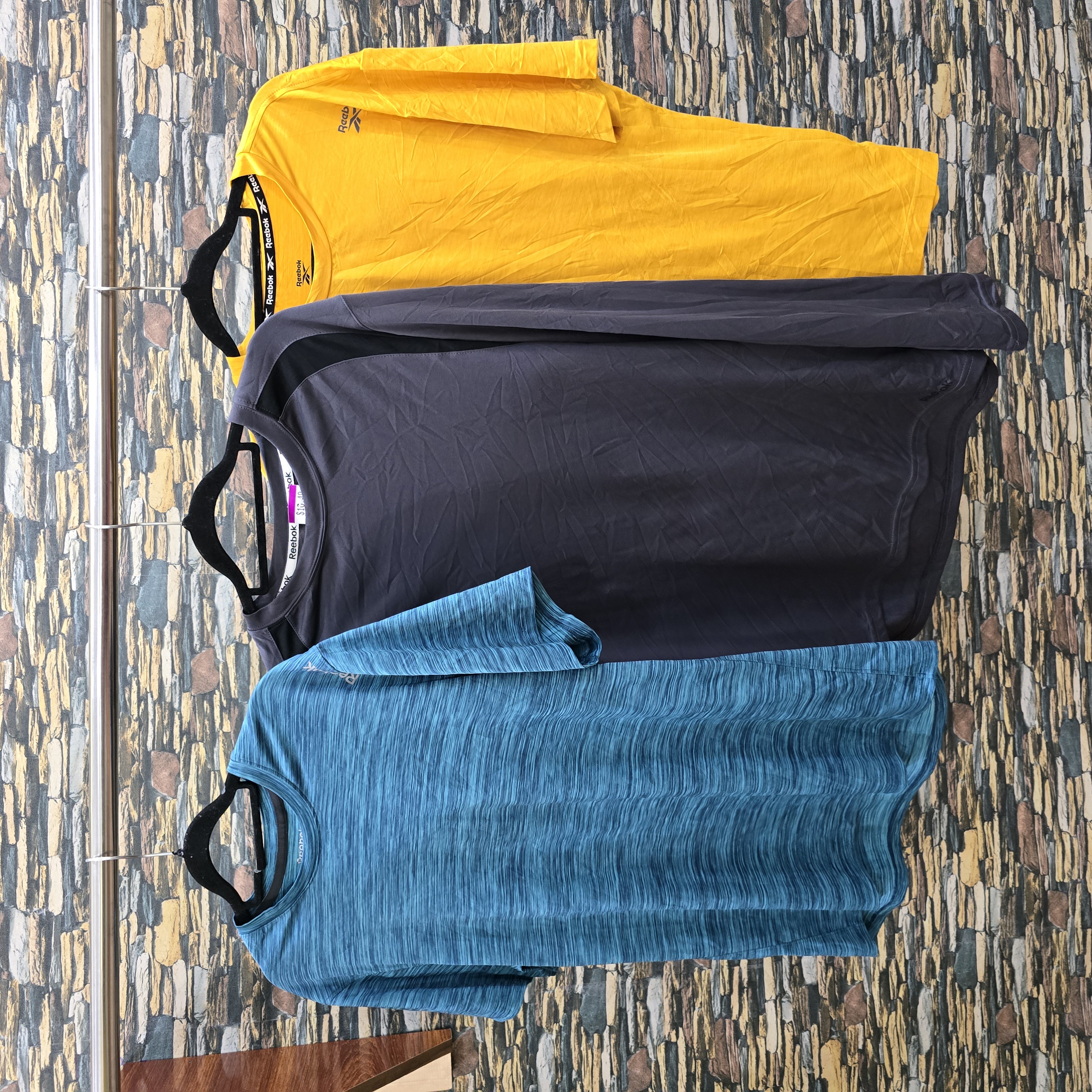 AV-0302 Reebok Tシャツ