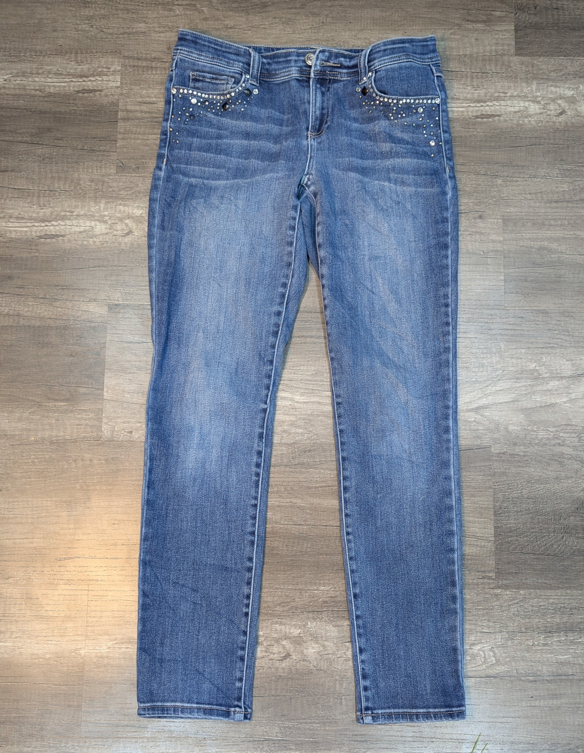 916 - Embroidery Style Flare, Straight & Cotton Jeans