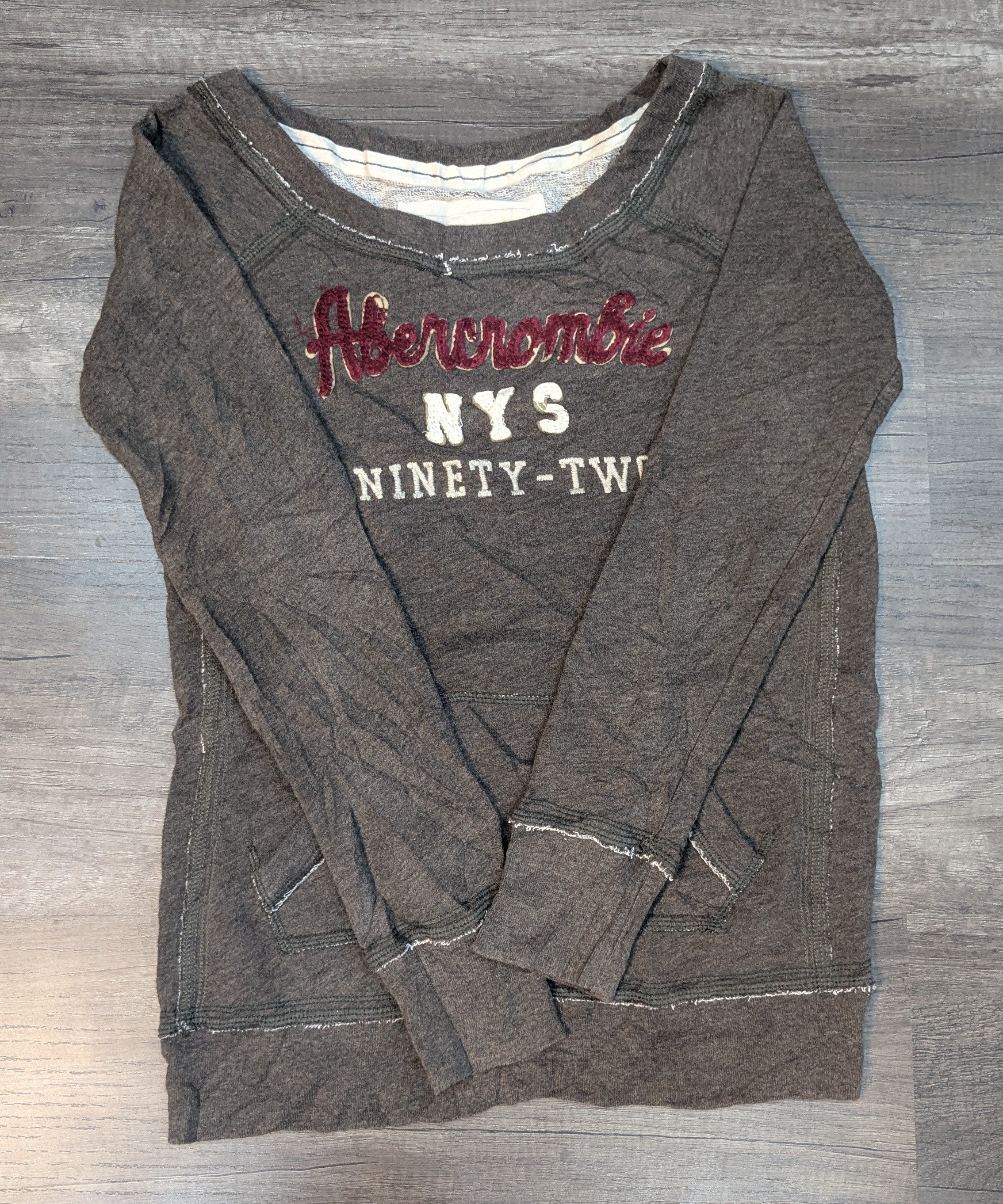 924 - Y2Kスタイル アベクロ ロングスリーブ Tシャツ