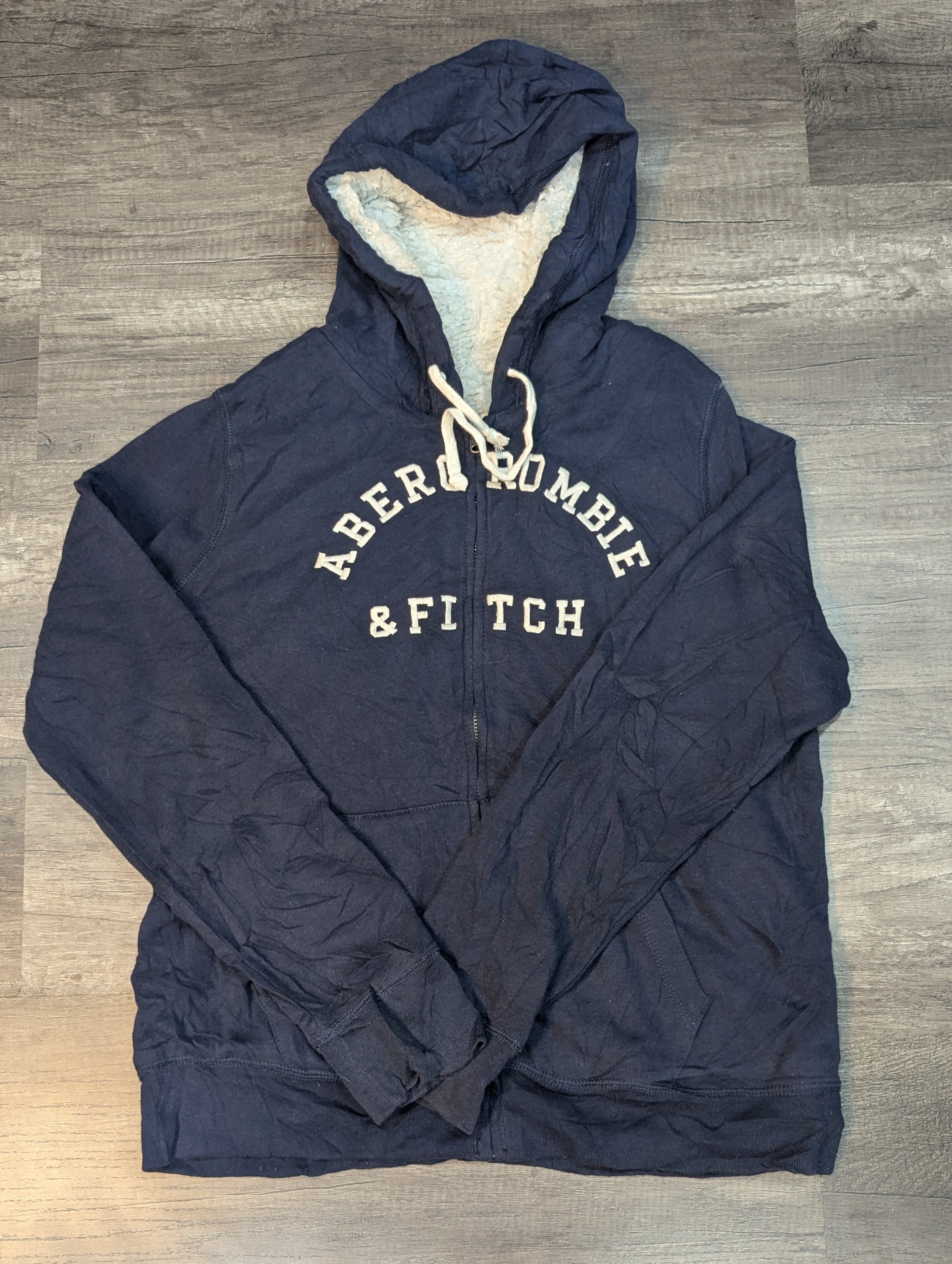 925 - アベクロムビーのフーディ