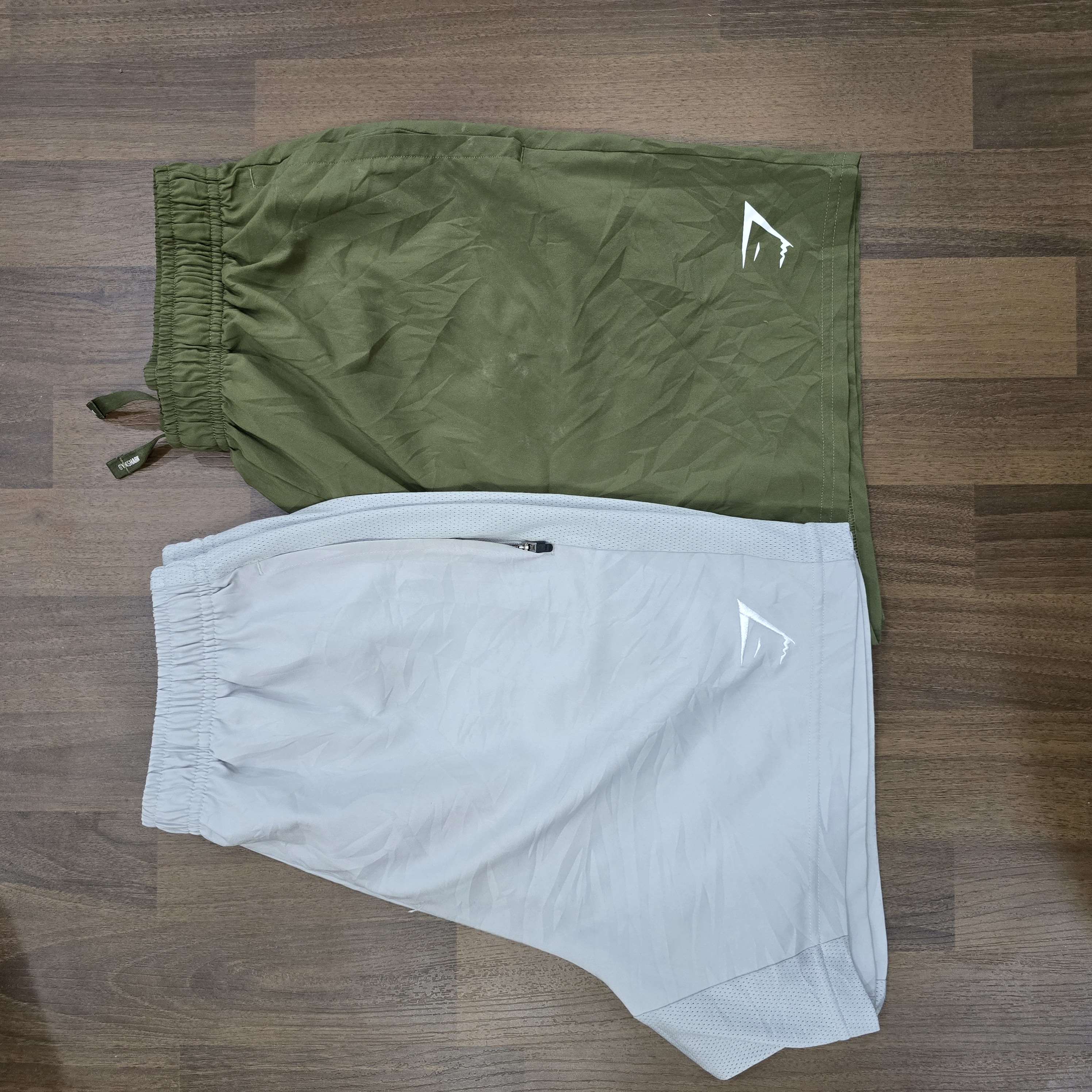 AV-0313 GymShark Mix Shorts