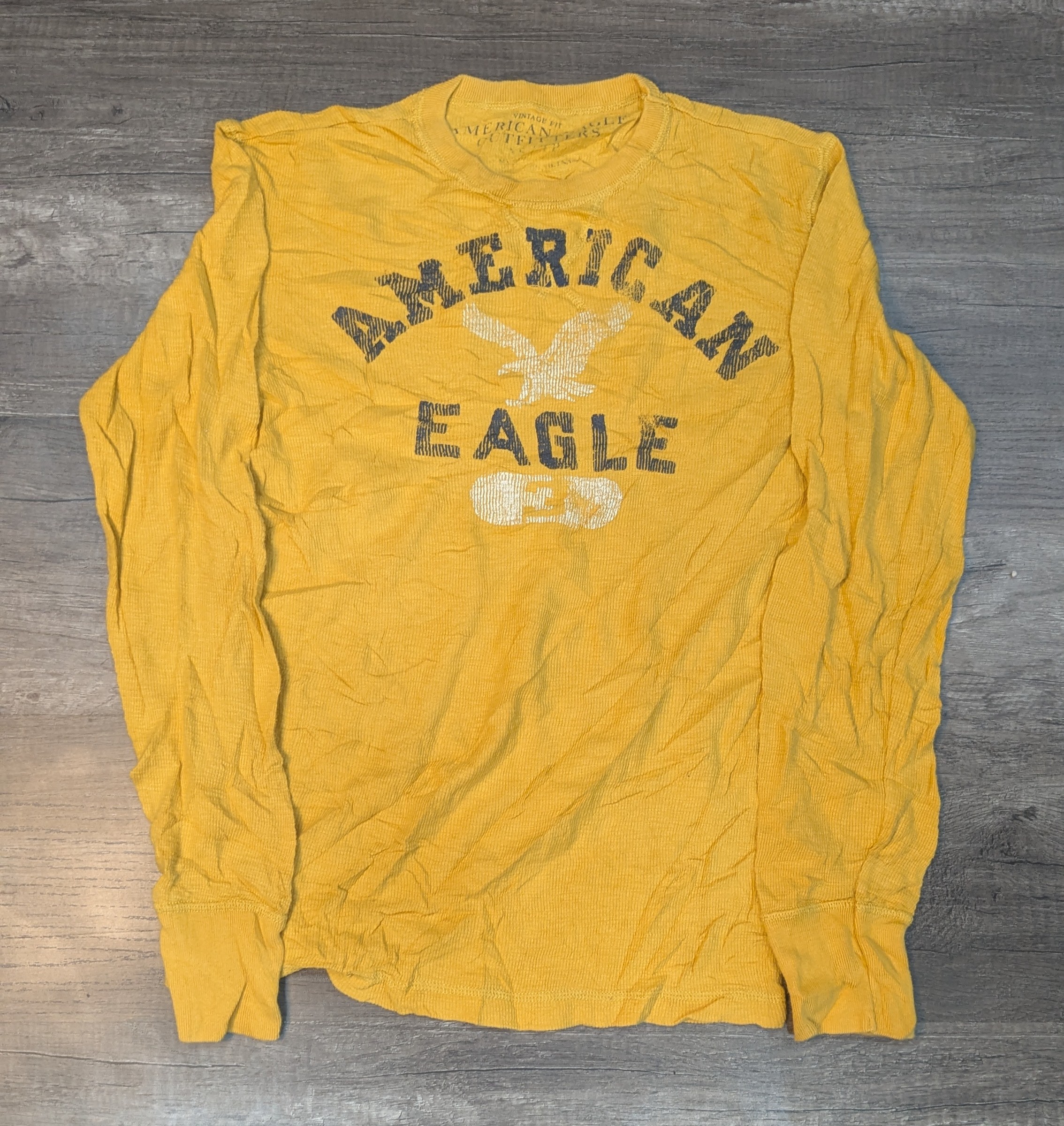 941 - American Eagle & Hollister ロングスリーブ Tシャツ