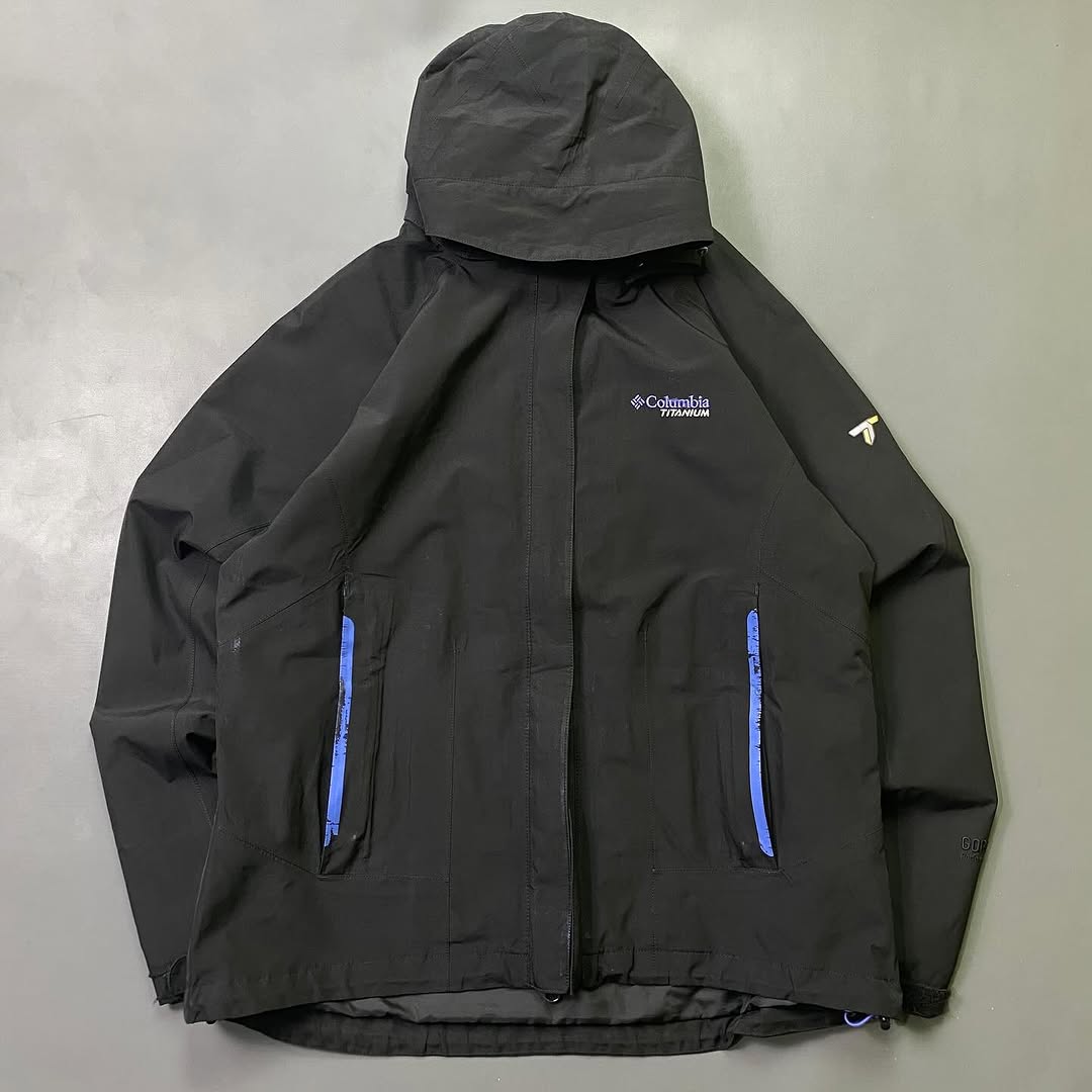 Columbia Windbreaker und Regenjacken