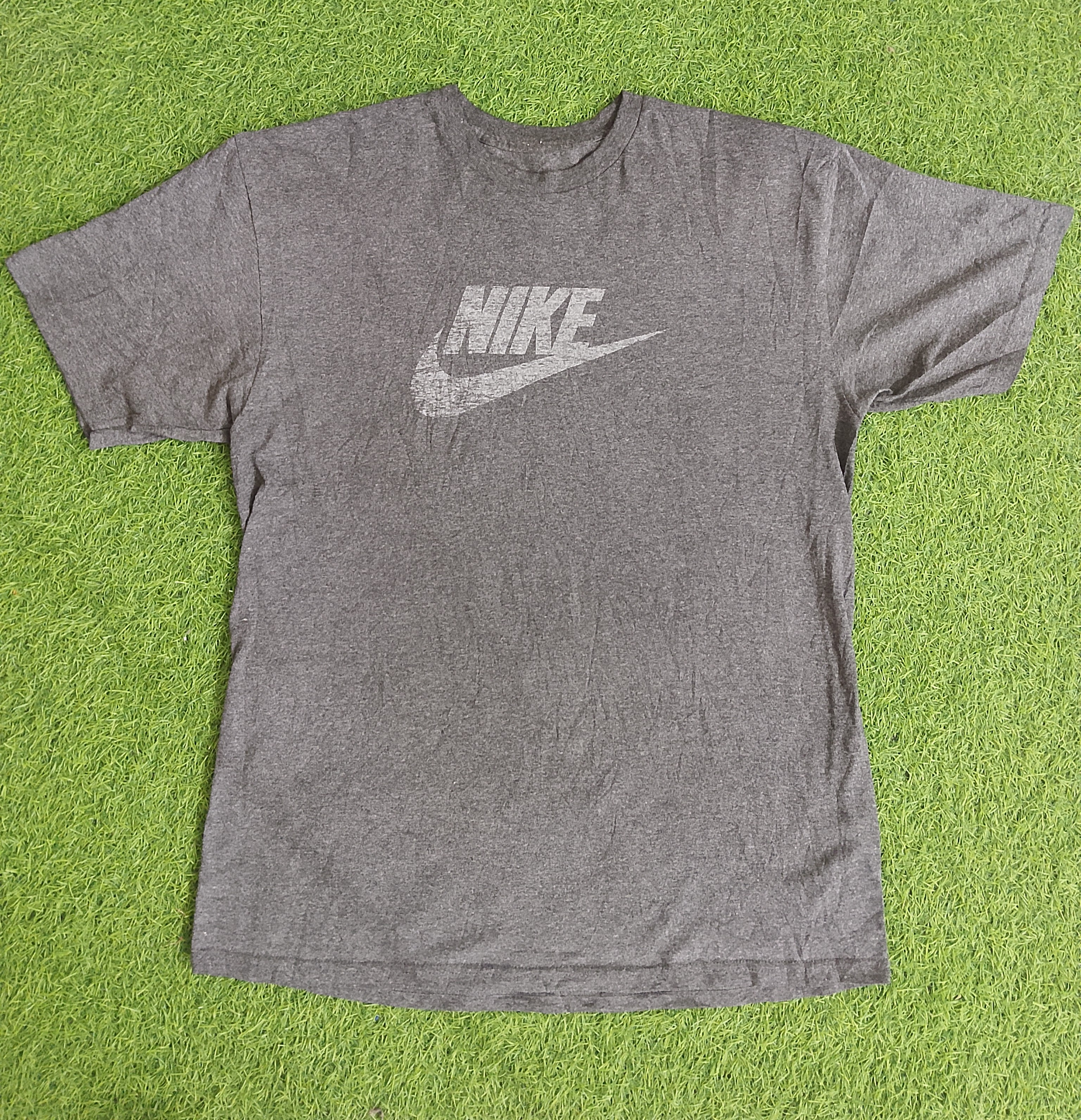 ナイキ Tシャツ