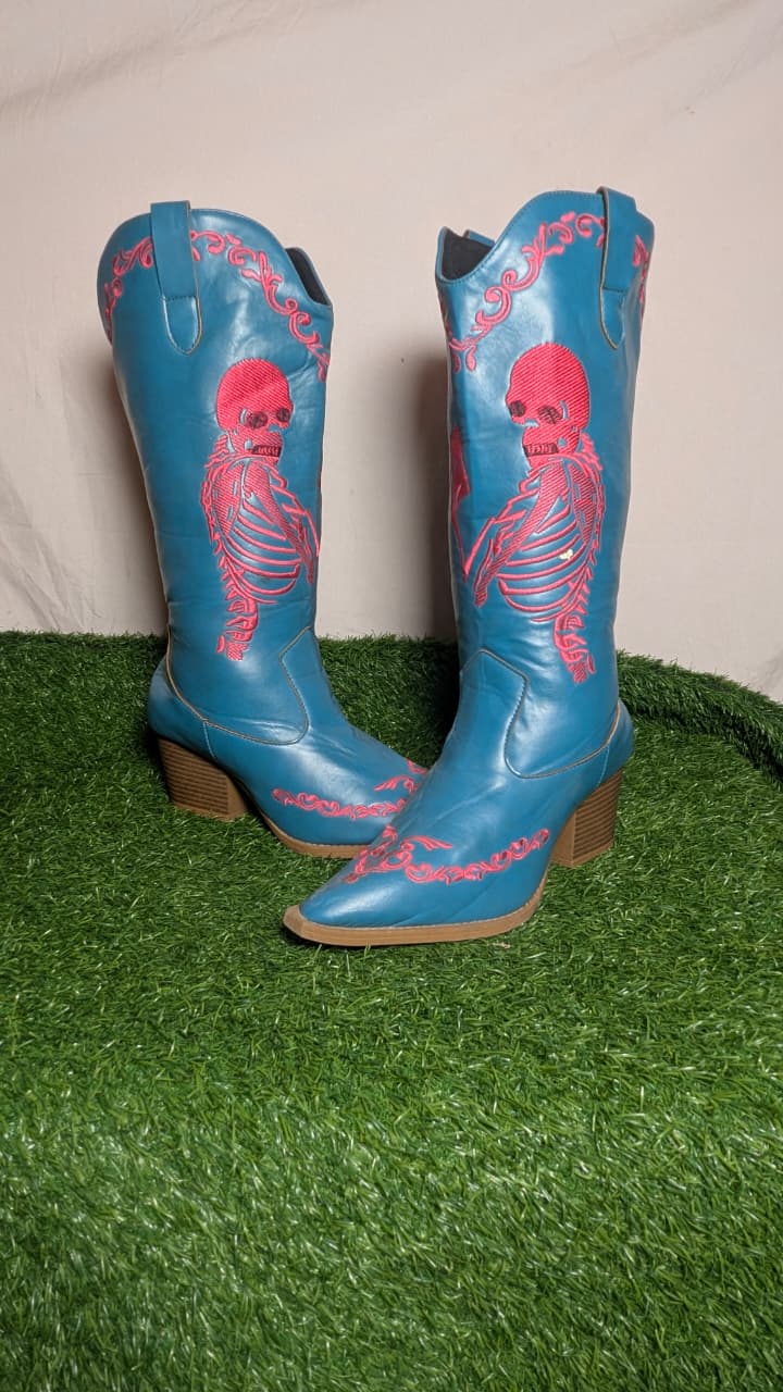 MAV#31 Cowgirls Boots